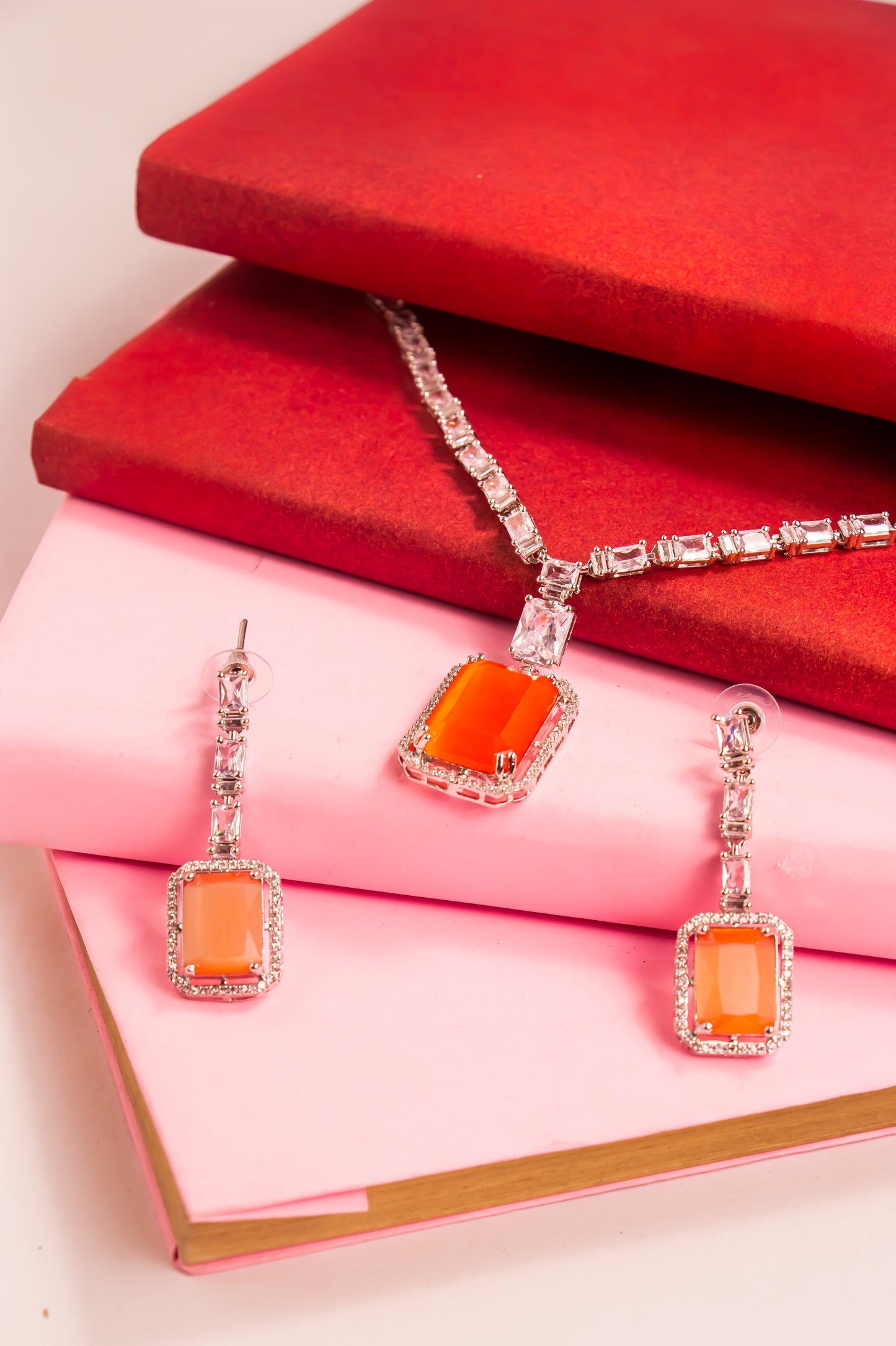 Royal Crown Necklace Set