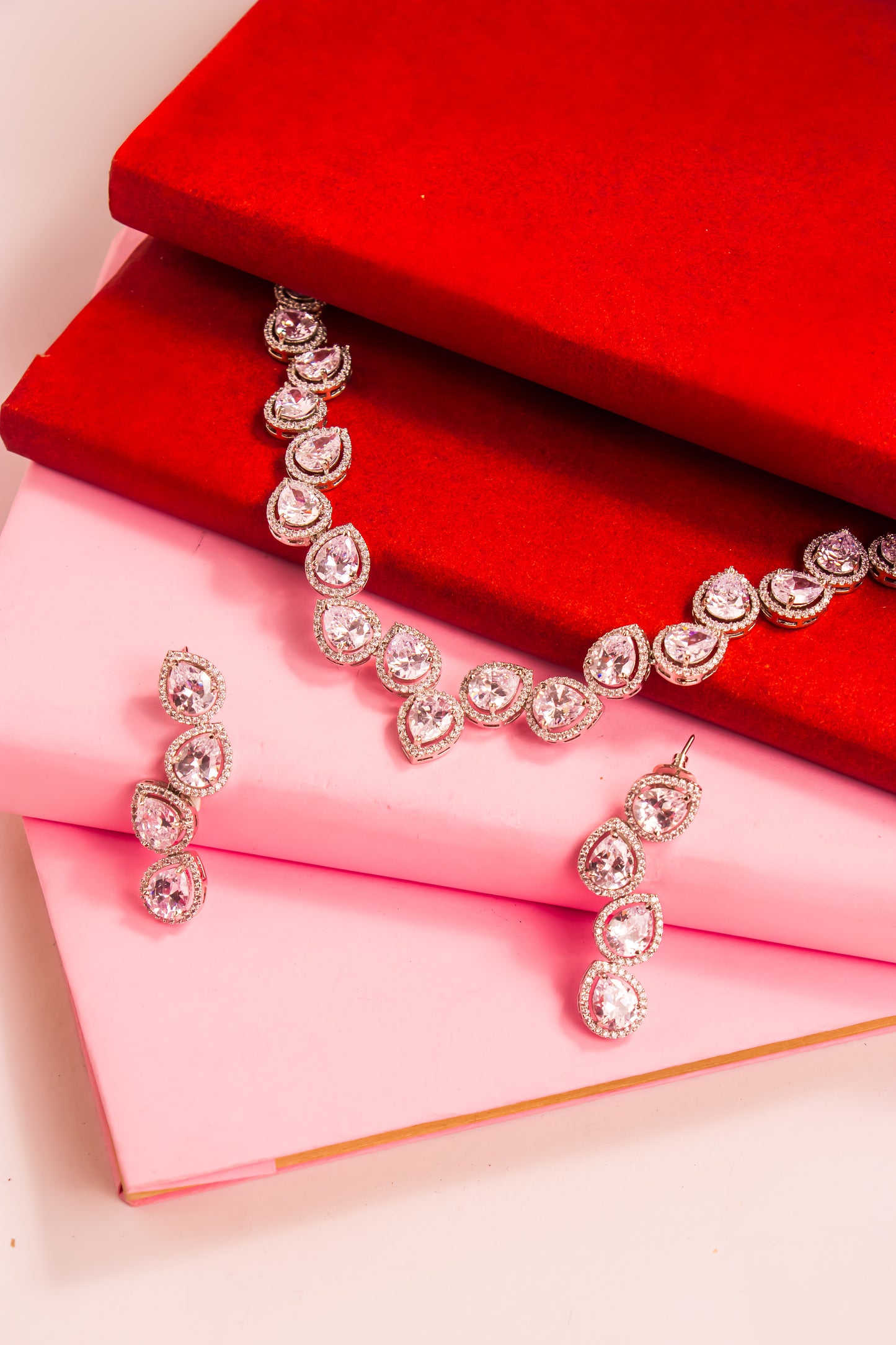 Crown Of Venus Necklace Set
