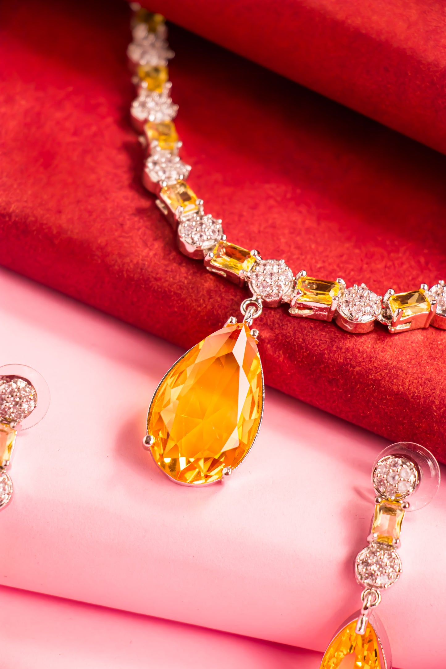 Athena’s Grace Necklace Set