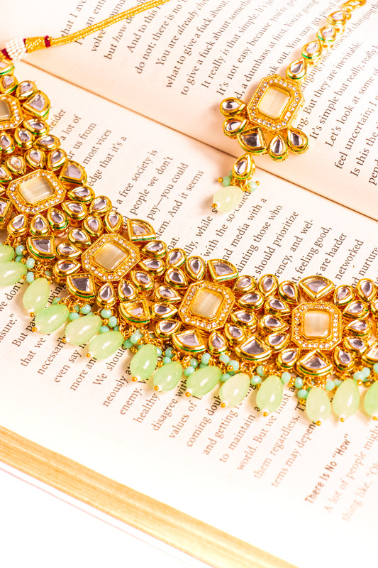 Jahan's Opulence Kundan Necklace Set