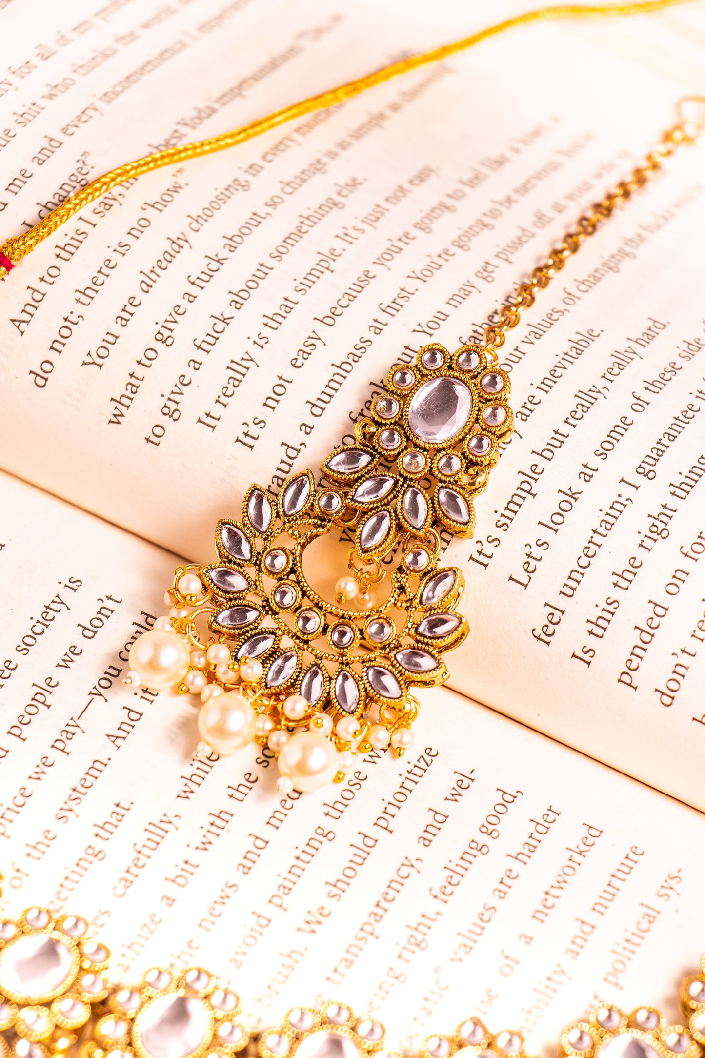 Jahan's Majesty Kundan Necklace Set