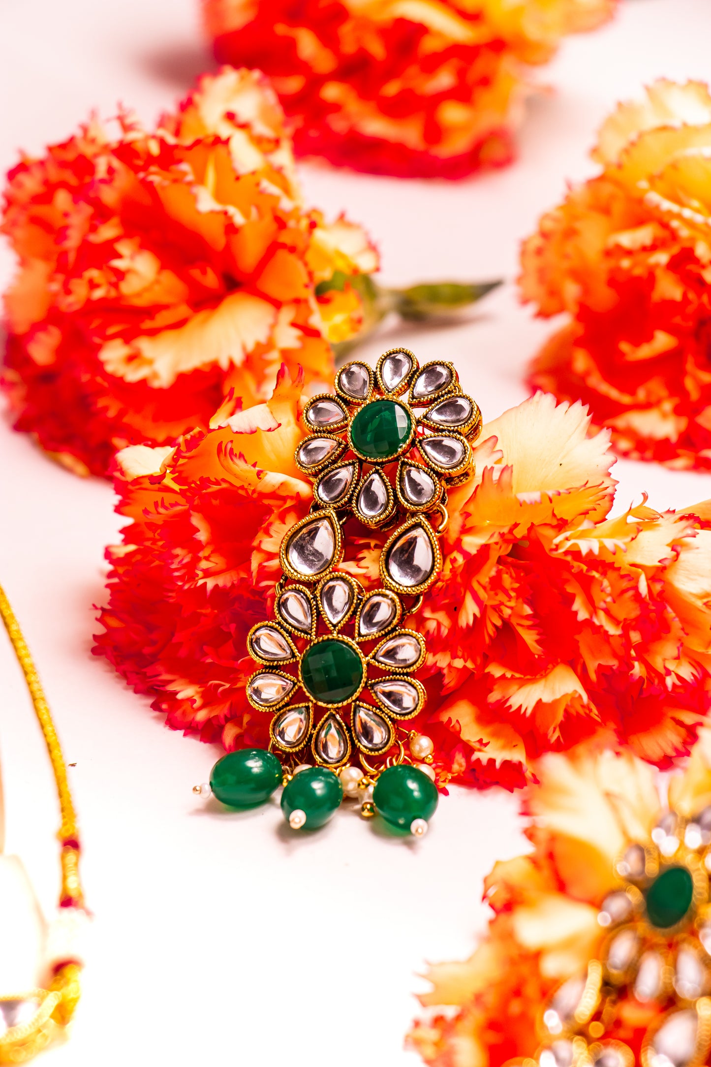 Noor's Grace Green Kundan Necklace Set