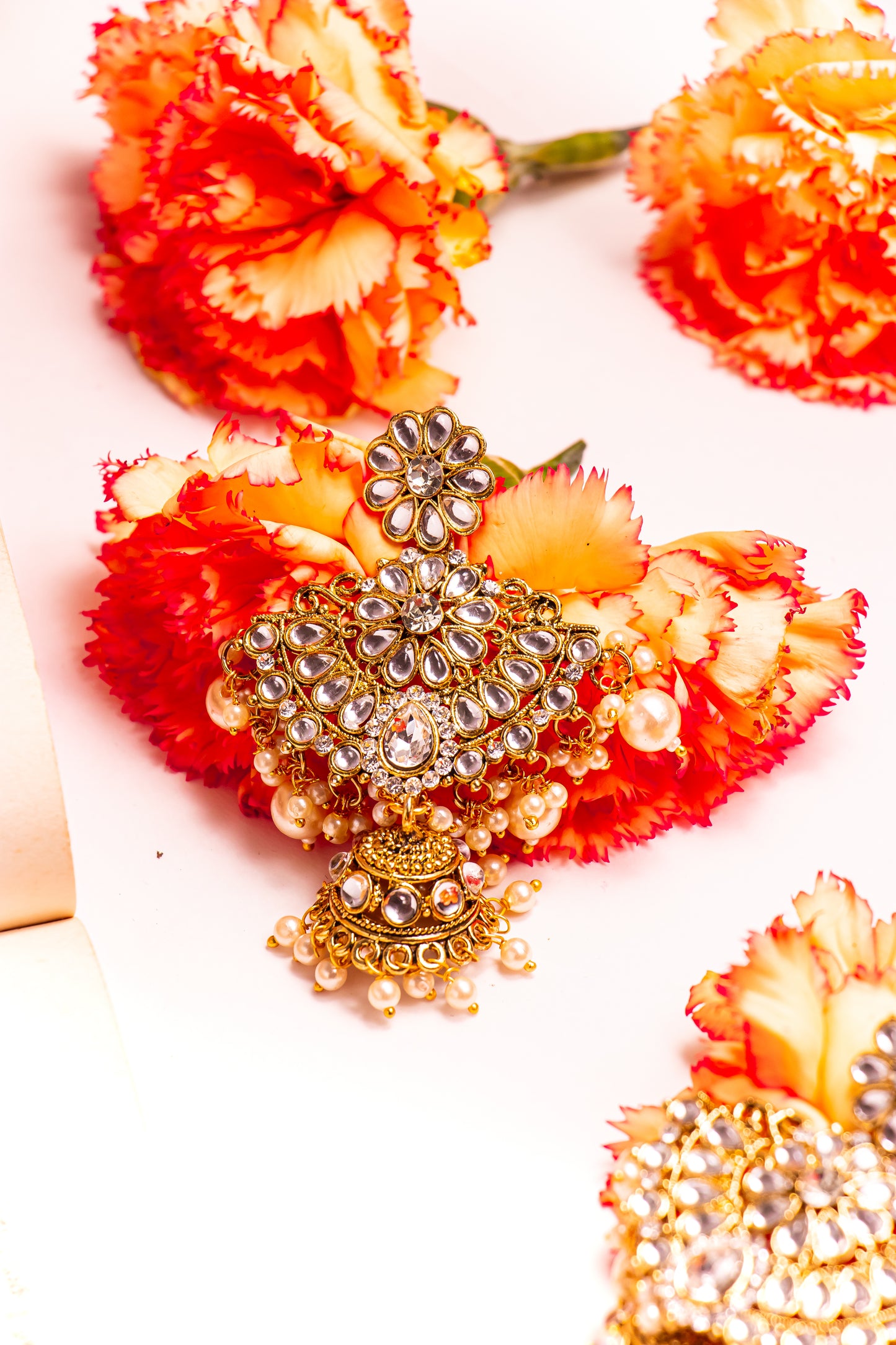 Jahan's Light Kundan & Pearl Long Necklace Set