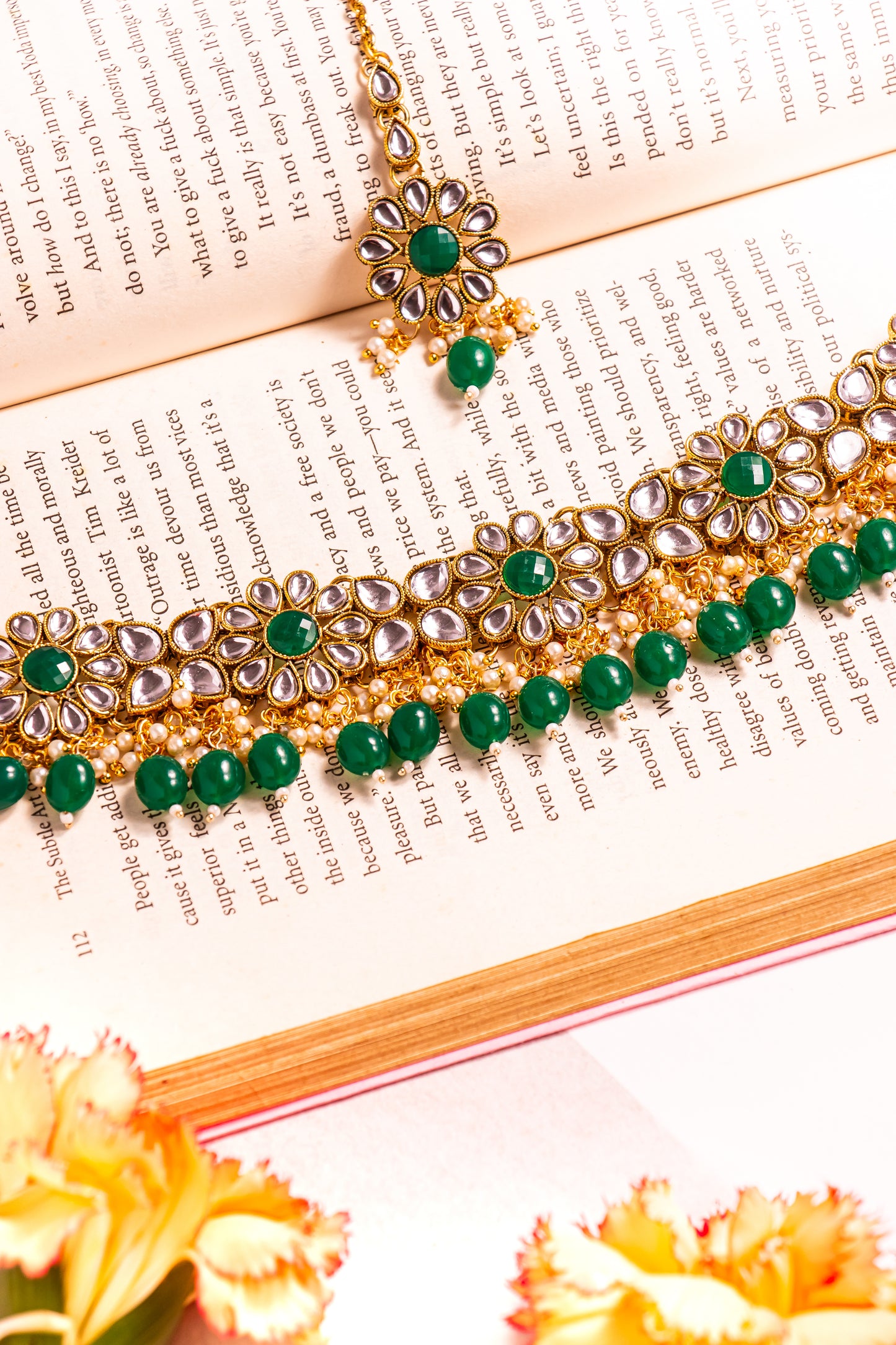 Noor's Grace Green Kundan Necklace Set