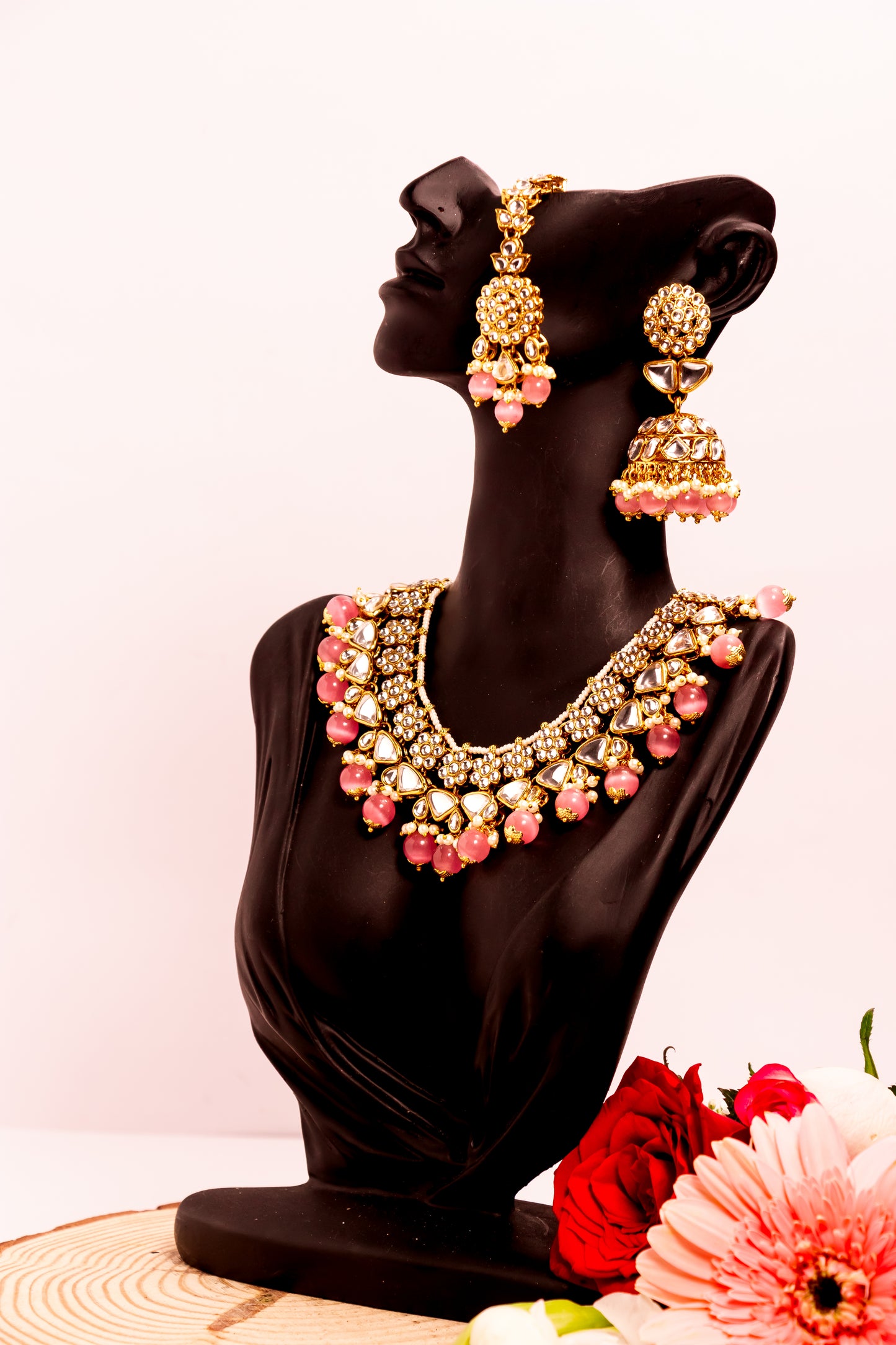 Noor's Horizon Pink Kundan Necklace Set