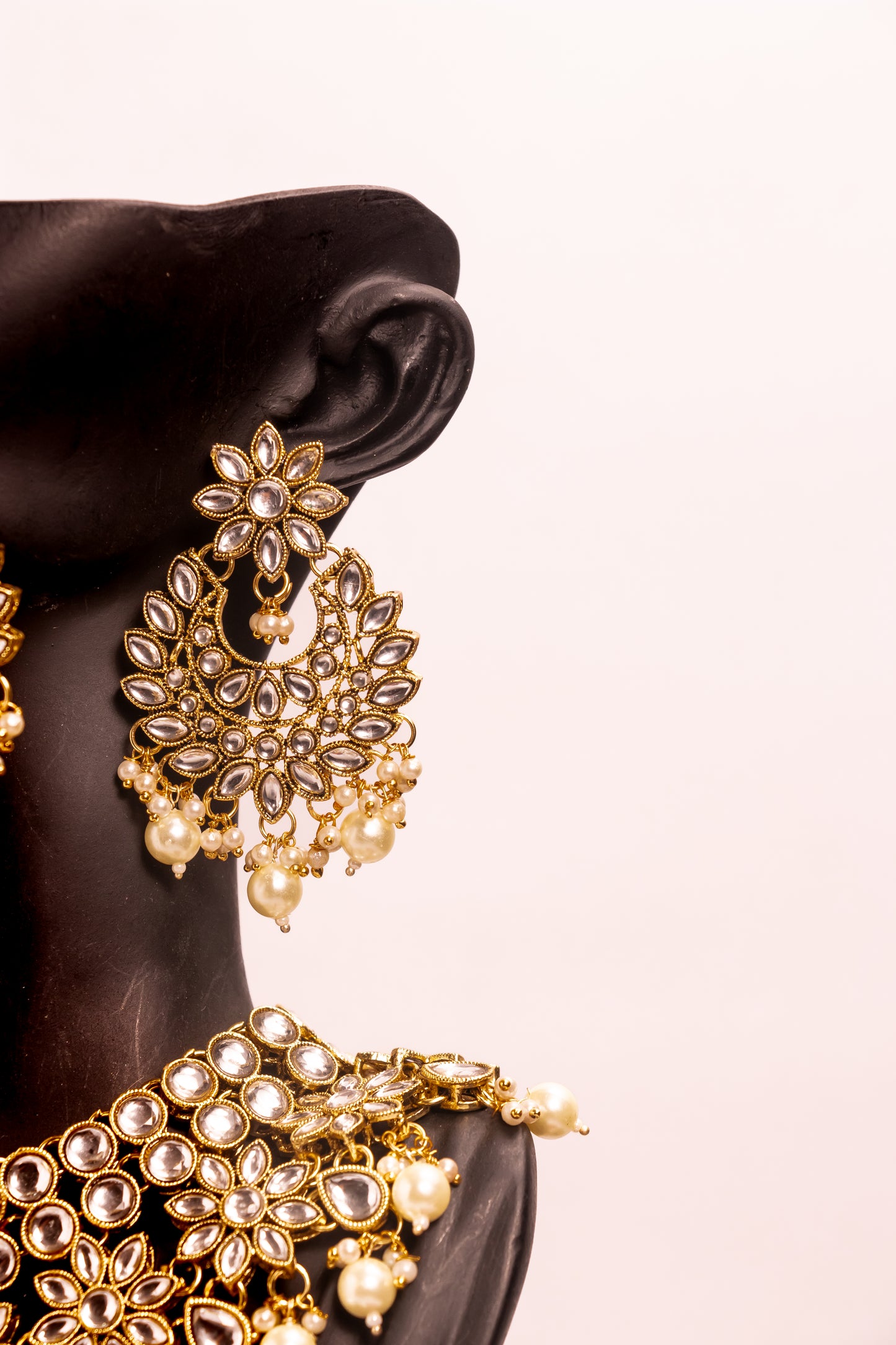 Radiant Noor Kundan Necklace Set