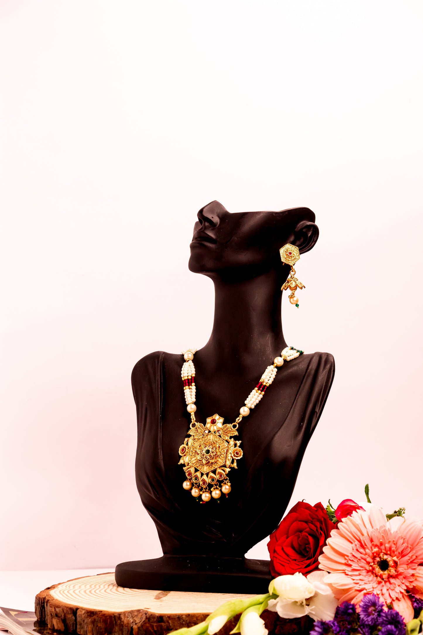 Aishwarya Pearl Long Necklace Set