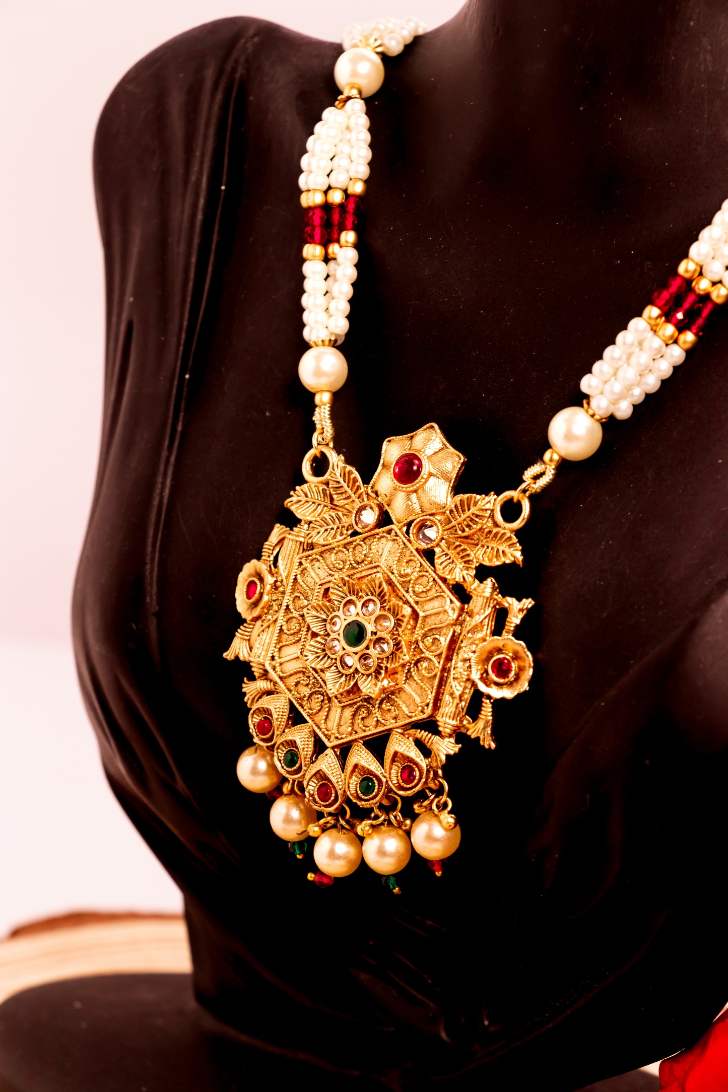 Aishwarya Pearl Long Necklace Set