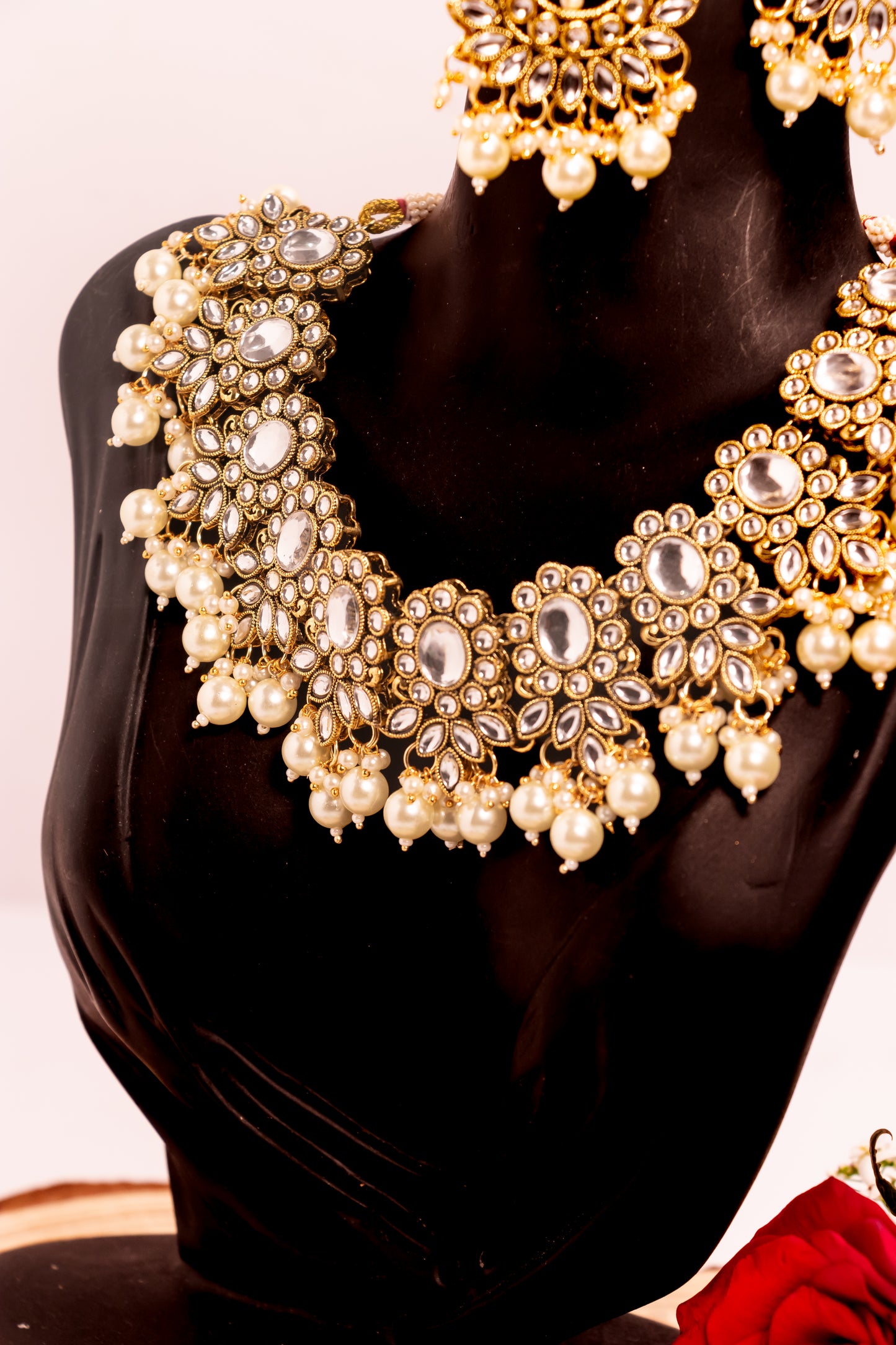 Jahan's Majesty Kundan Necklace Set