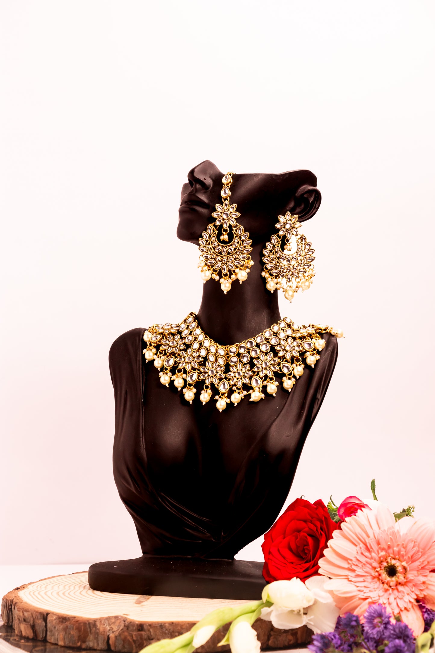 Radiant Noor Kundan Necklace Set