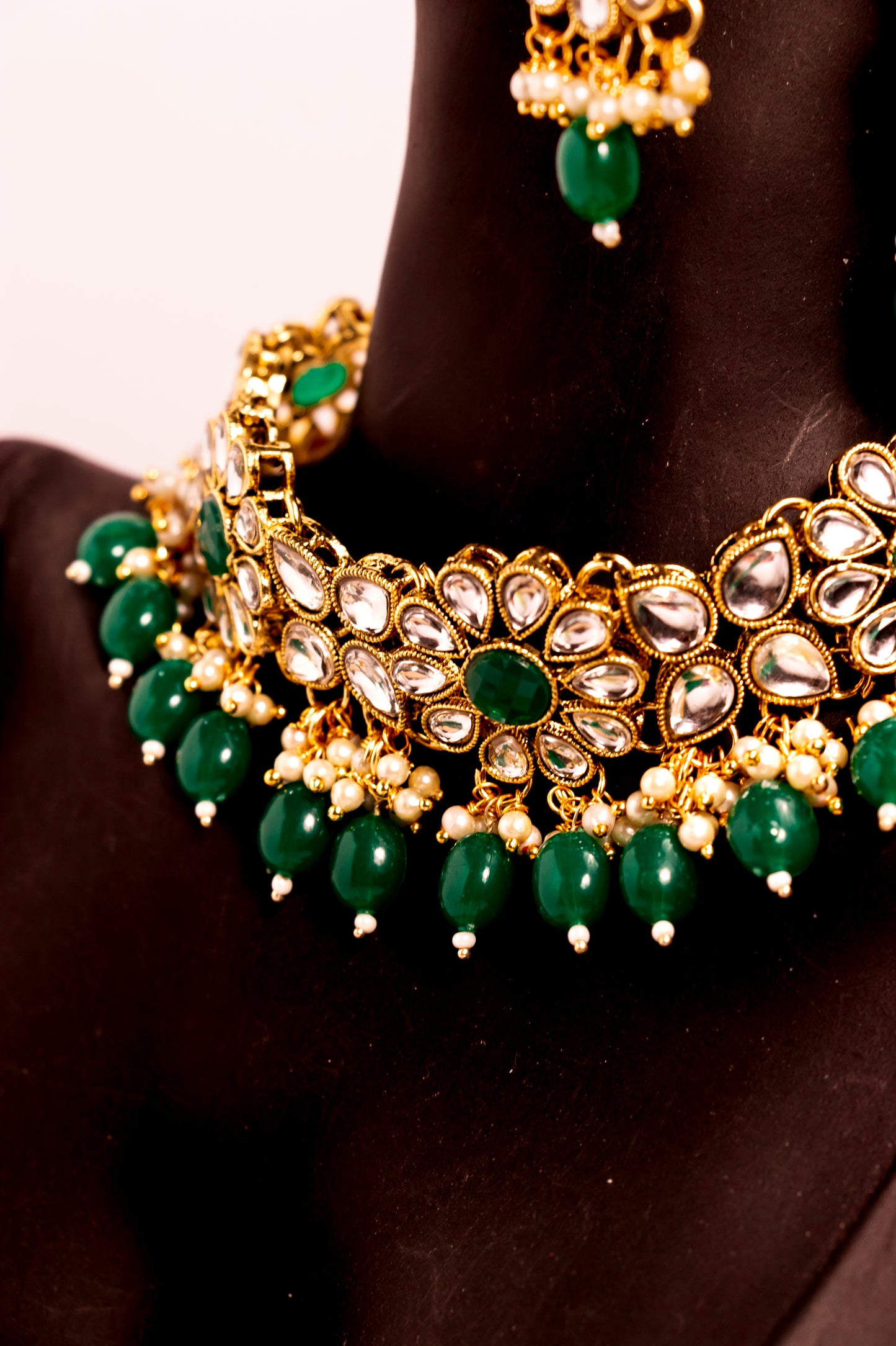 Noor's Grace Green Kundan Necklace Set