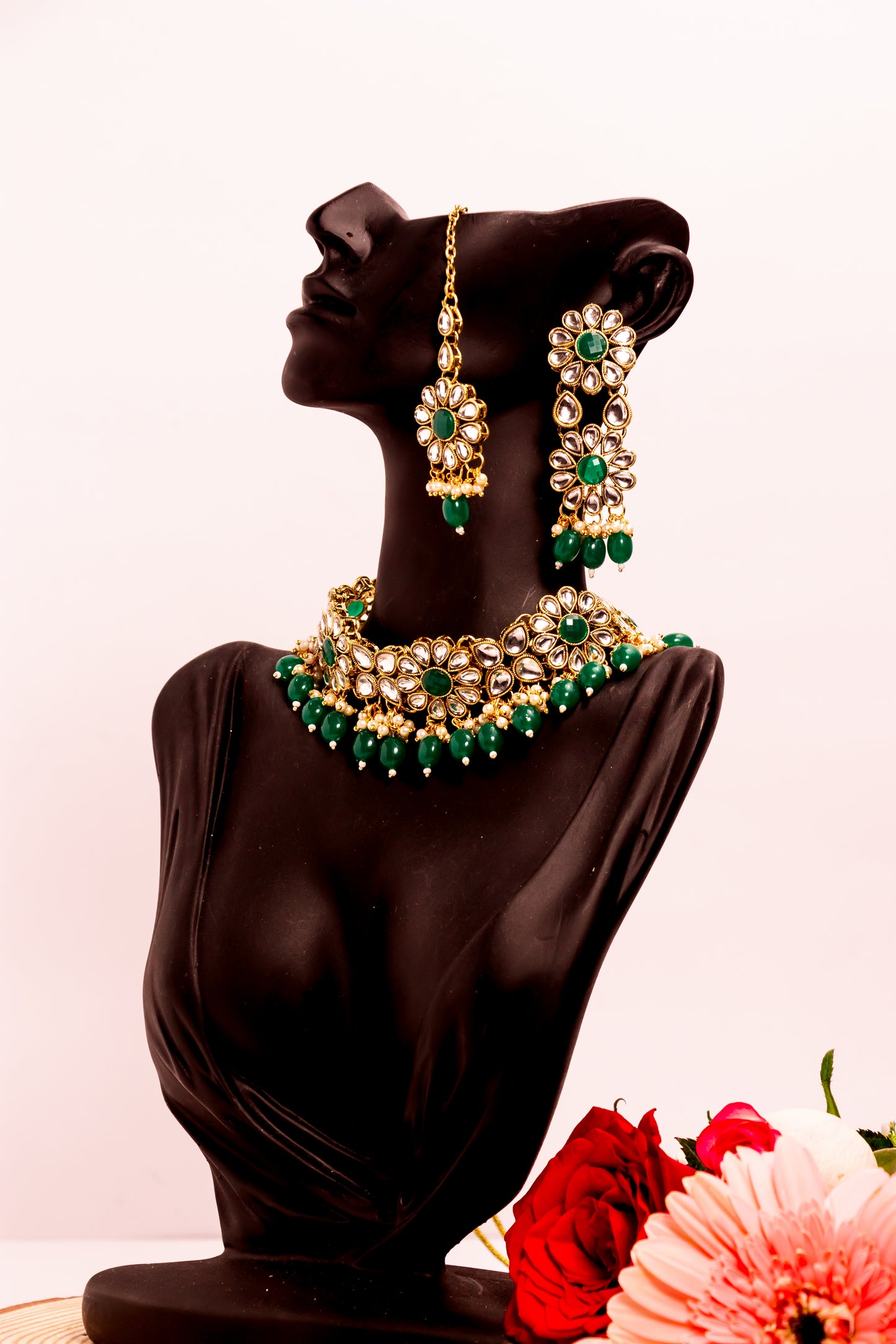 Noor's Grace Green Kundan Necklace Set