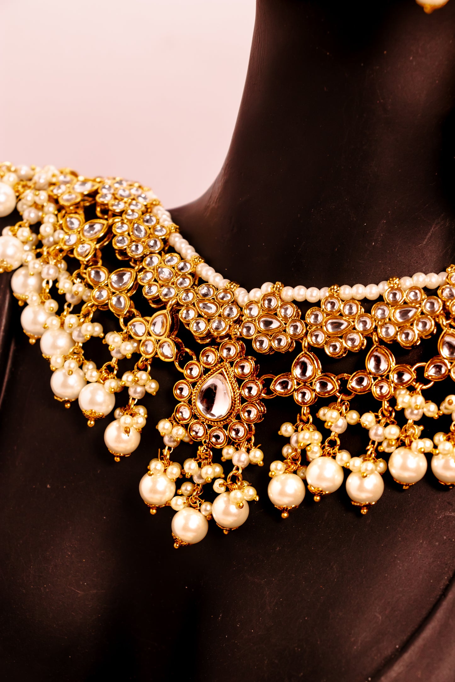 Jahan's Allure Kundan Necklace Set