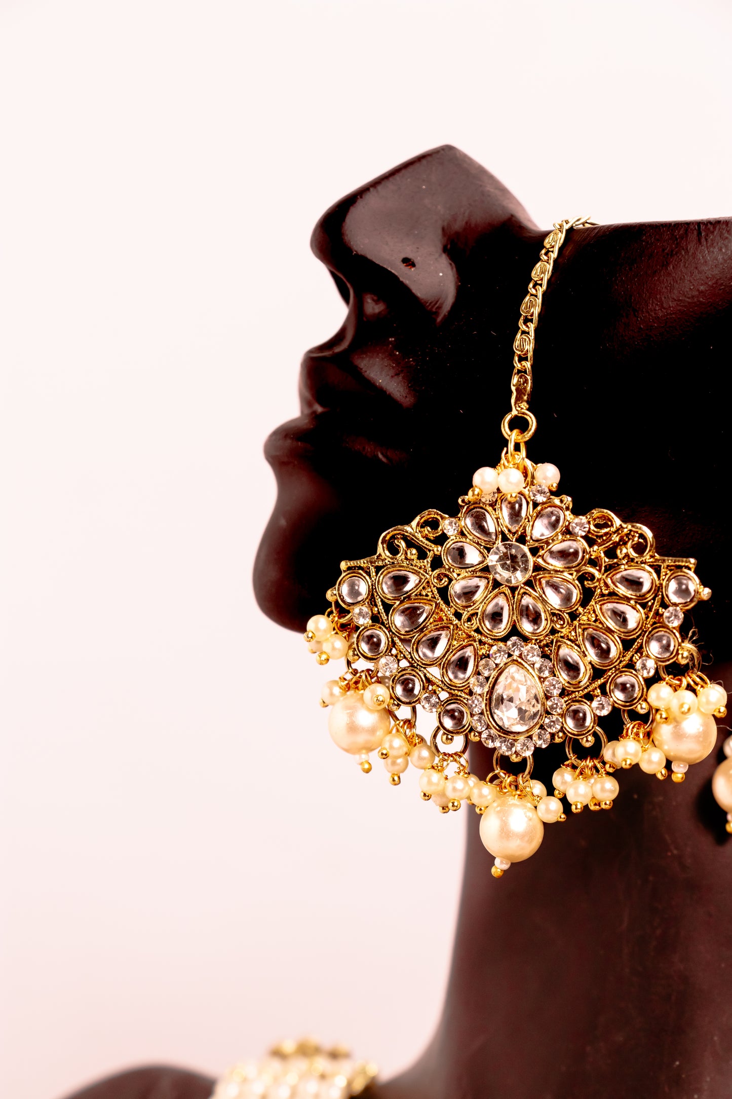 Jahan's Light Kundan & Pearl Long Necklace Set