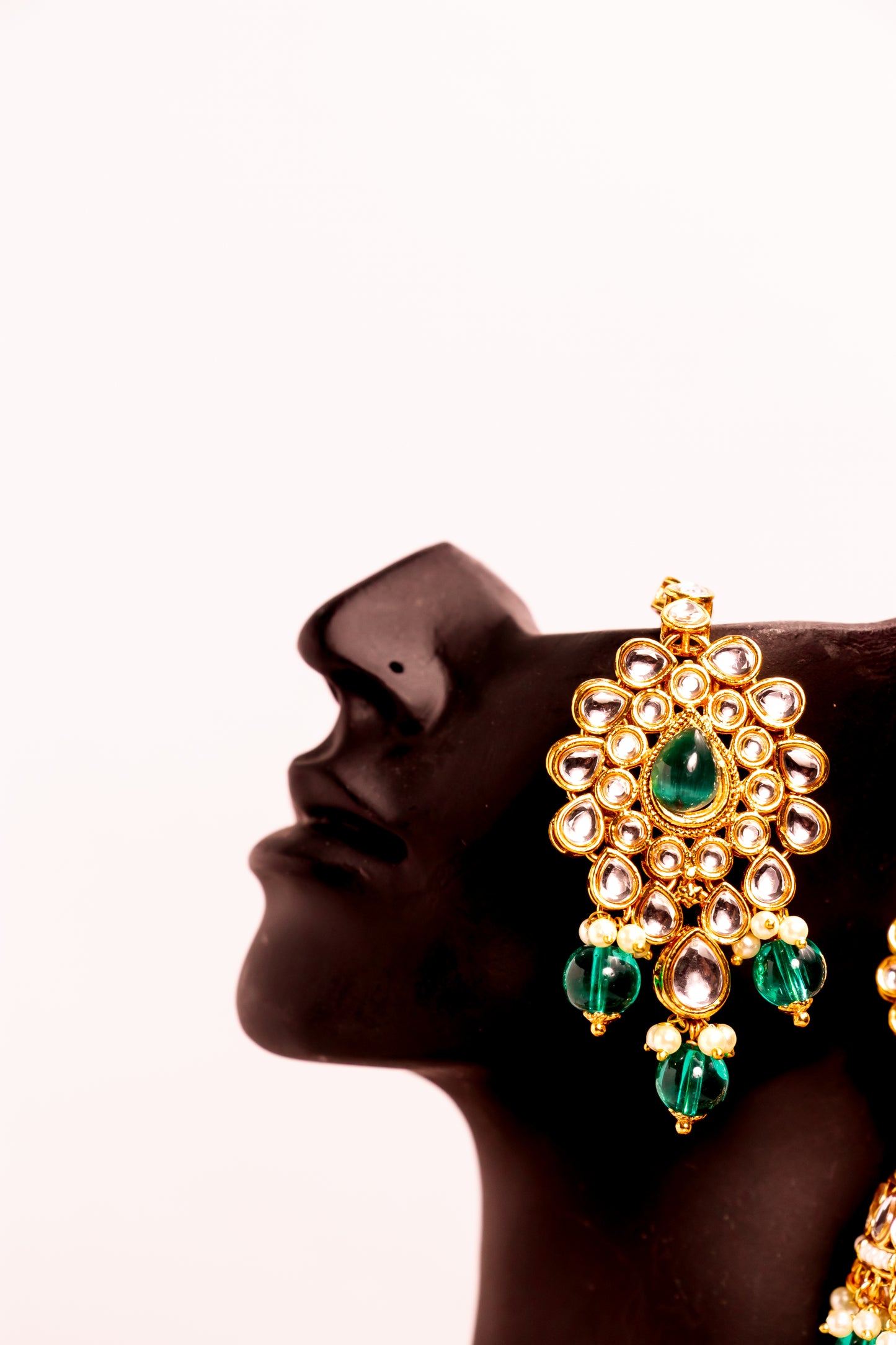 Jahan's Chime Kundan Necklace Set