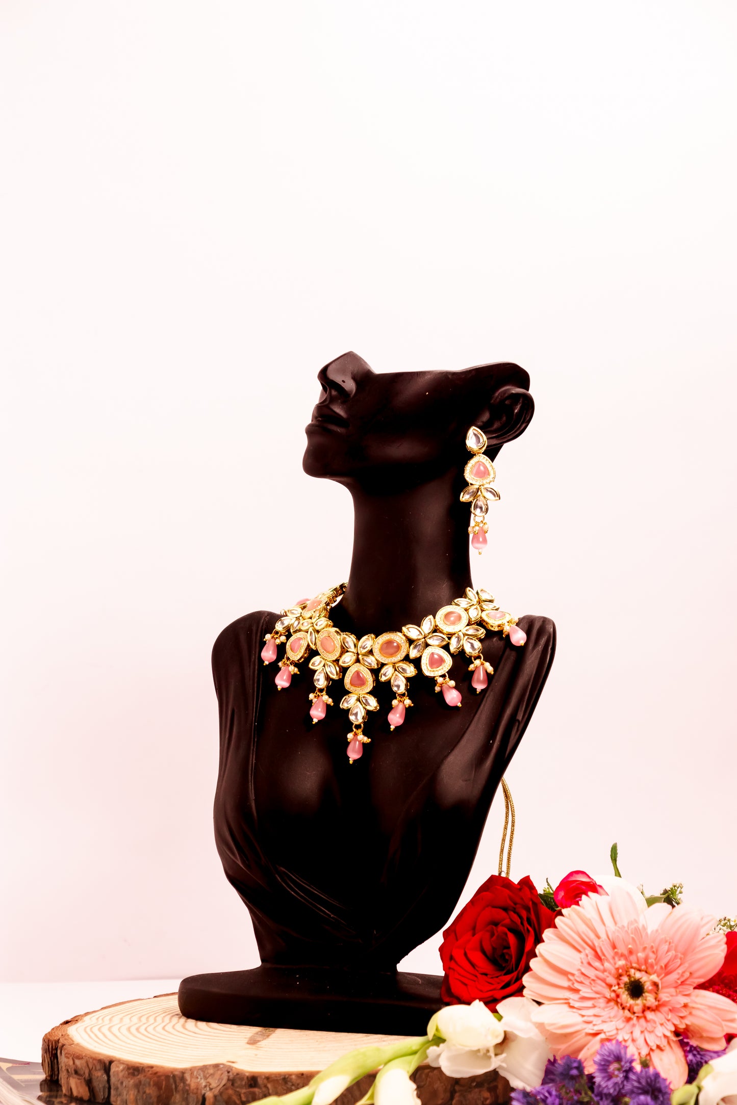 Noor's Vision Pink Kundan Necklace Set