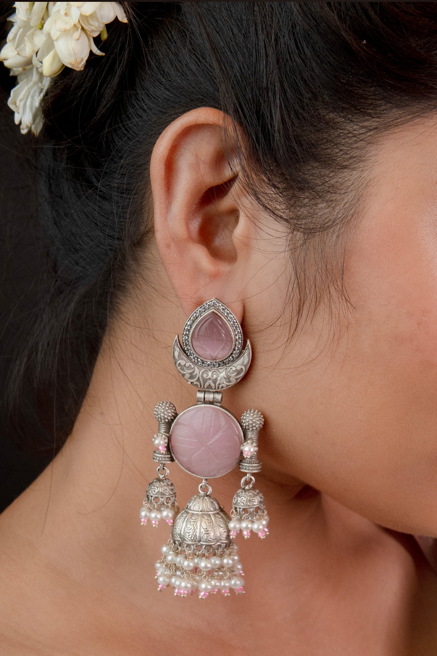 Graceful Aura Earrings