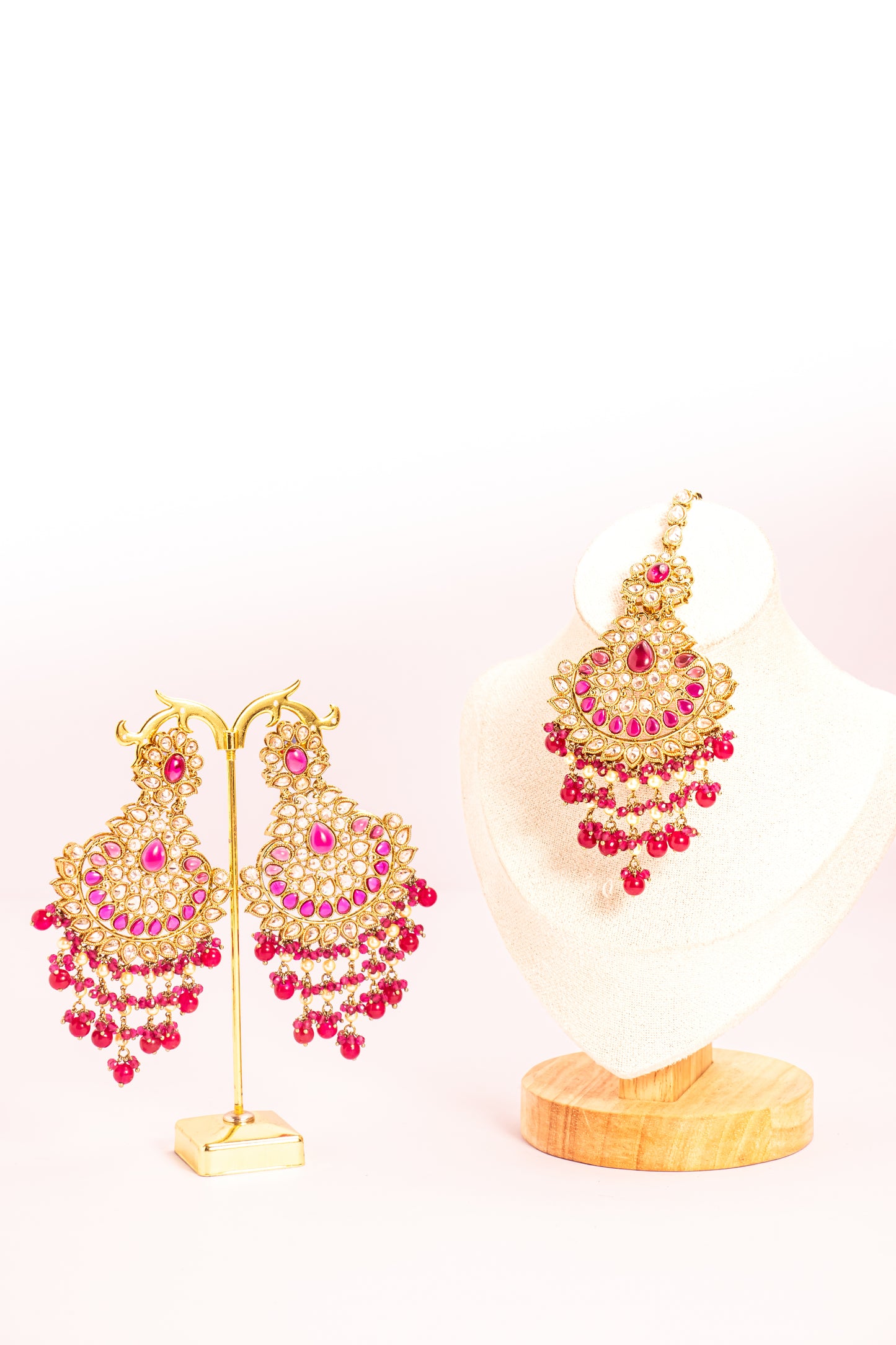 Ameeran Aura Mangtika Set