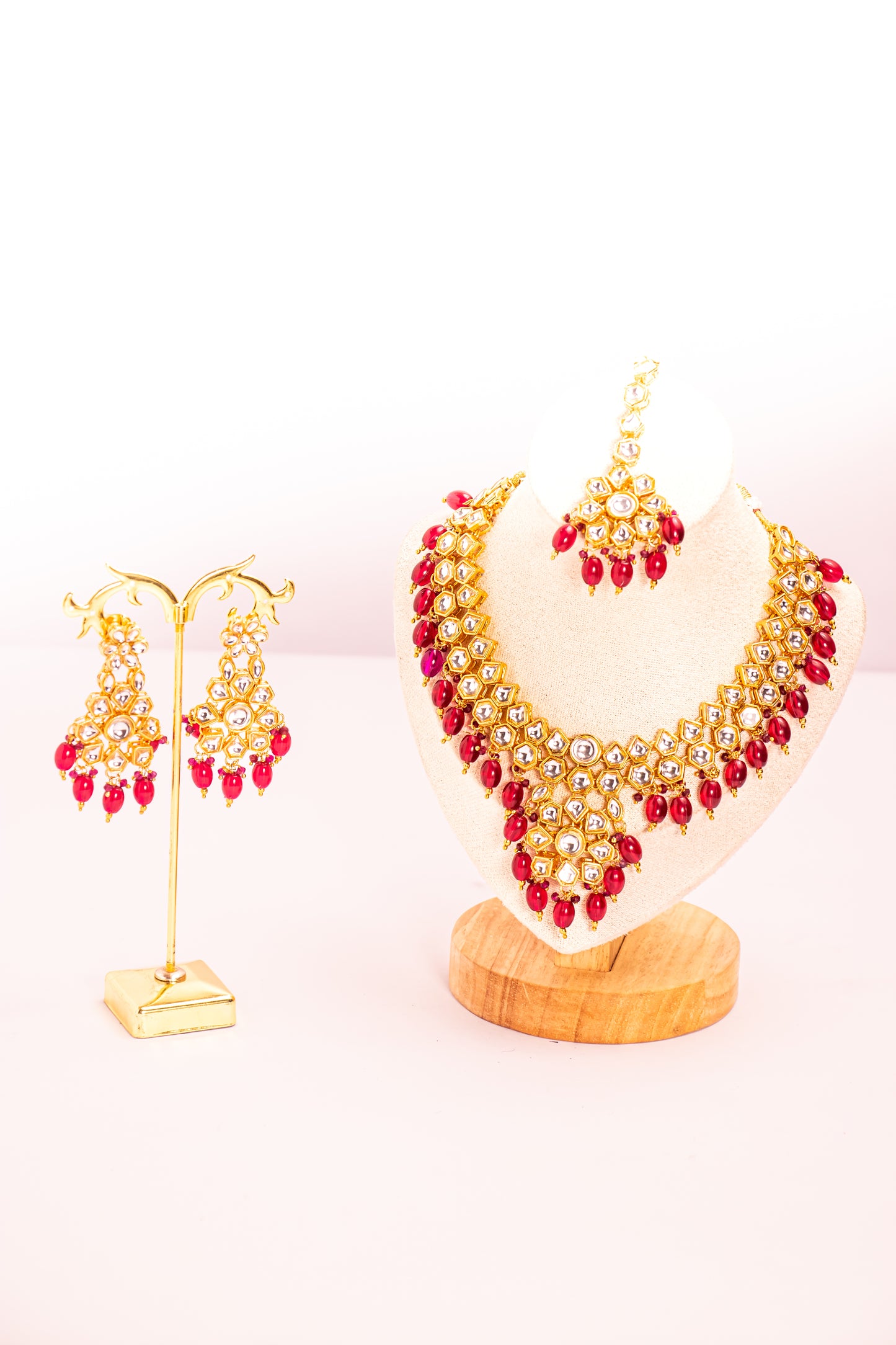 Timeless Jahan Necklace