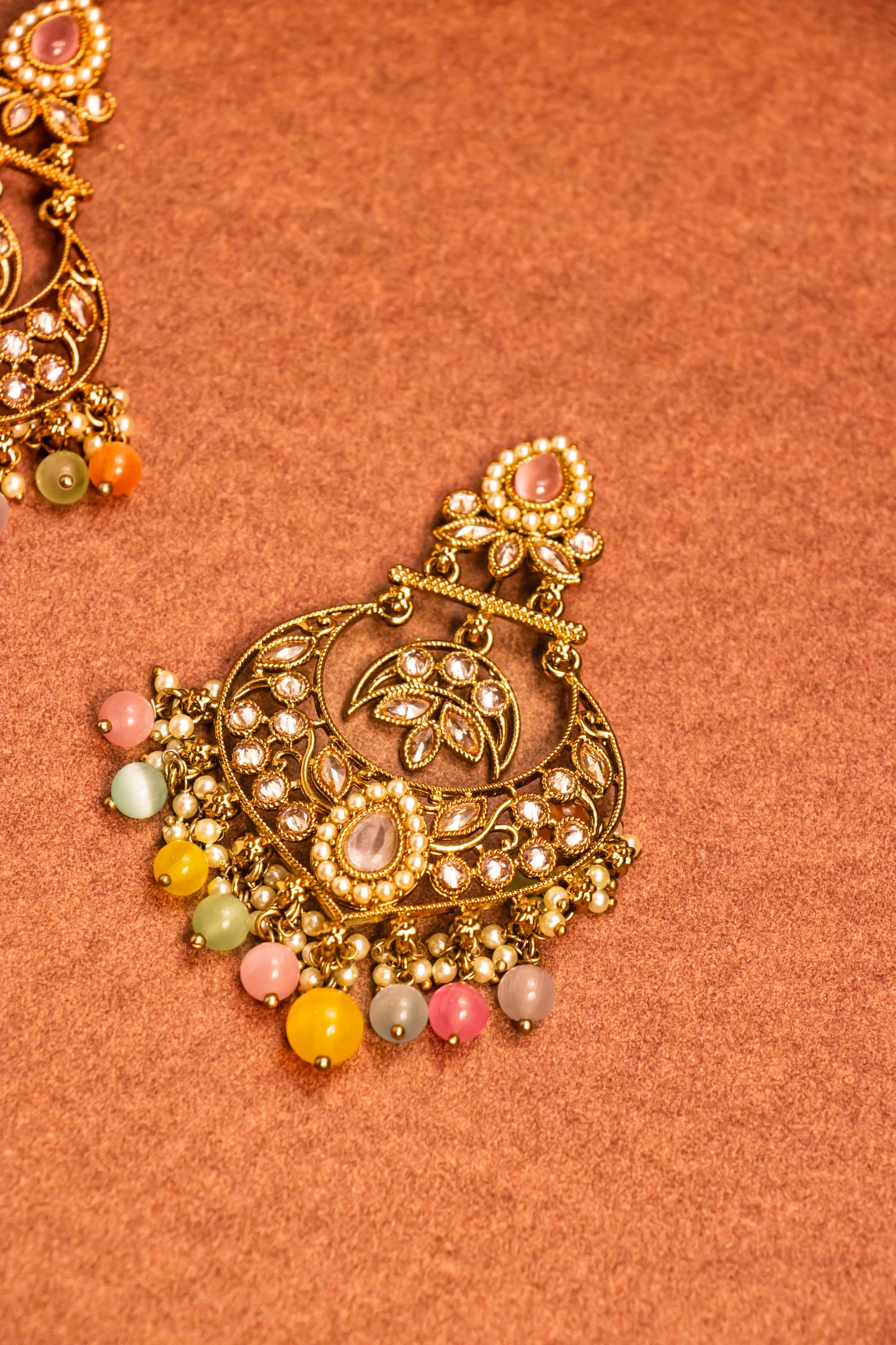 Heer-e-Husn Mangtika Set