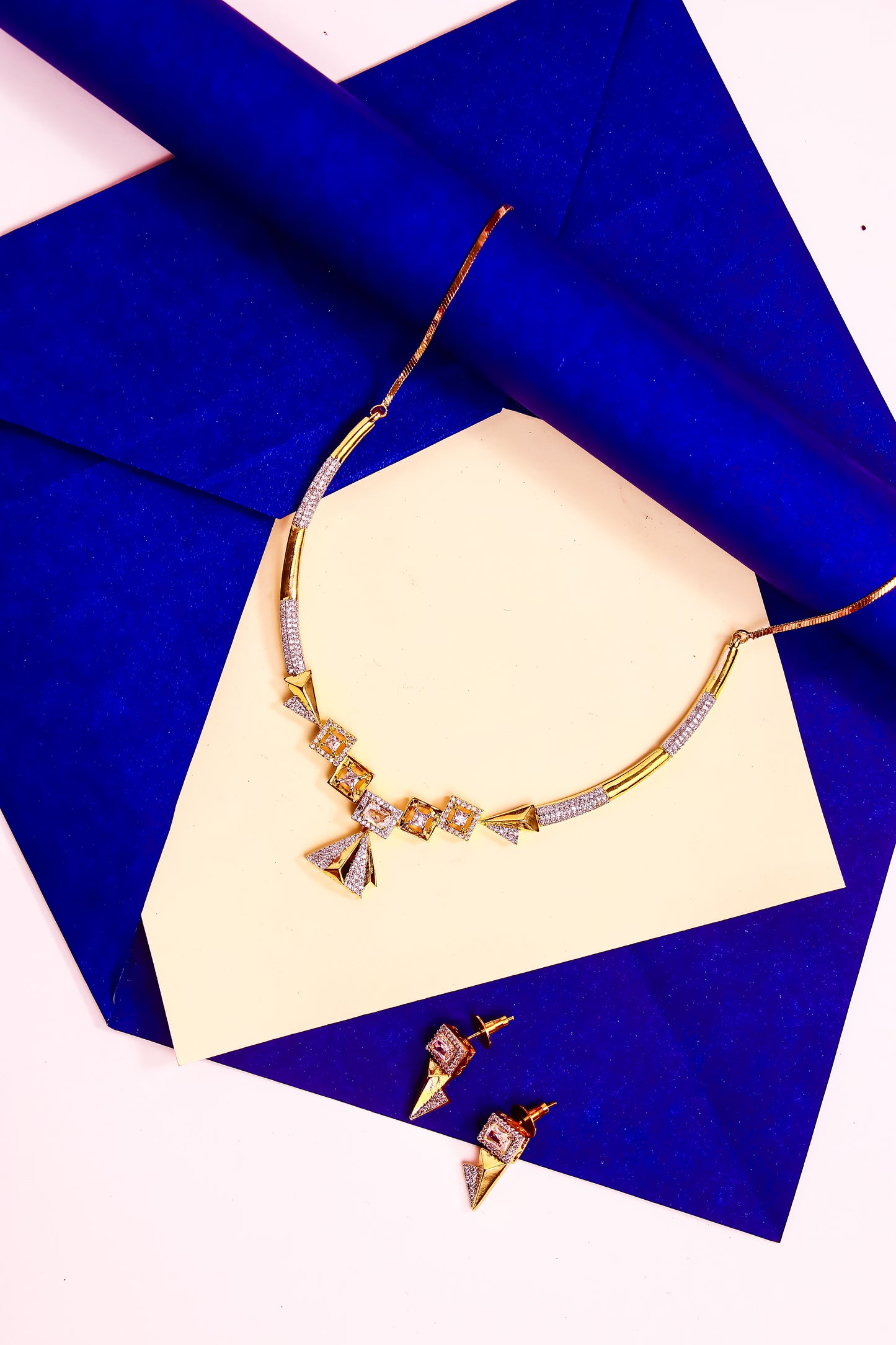 Titaness Treasures Necklace Set