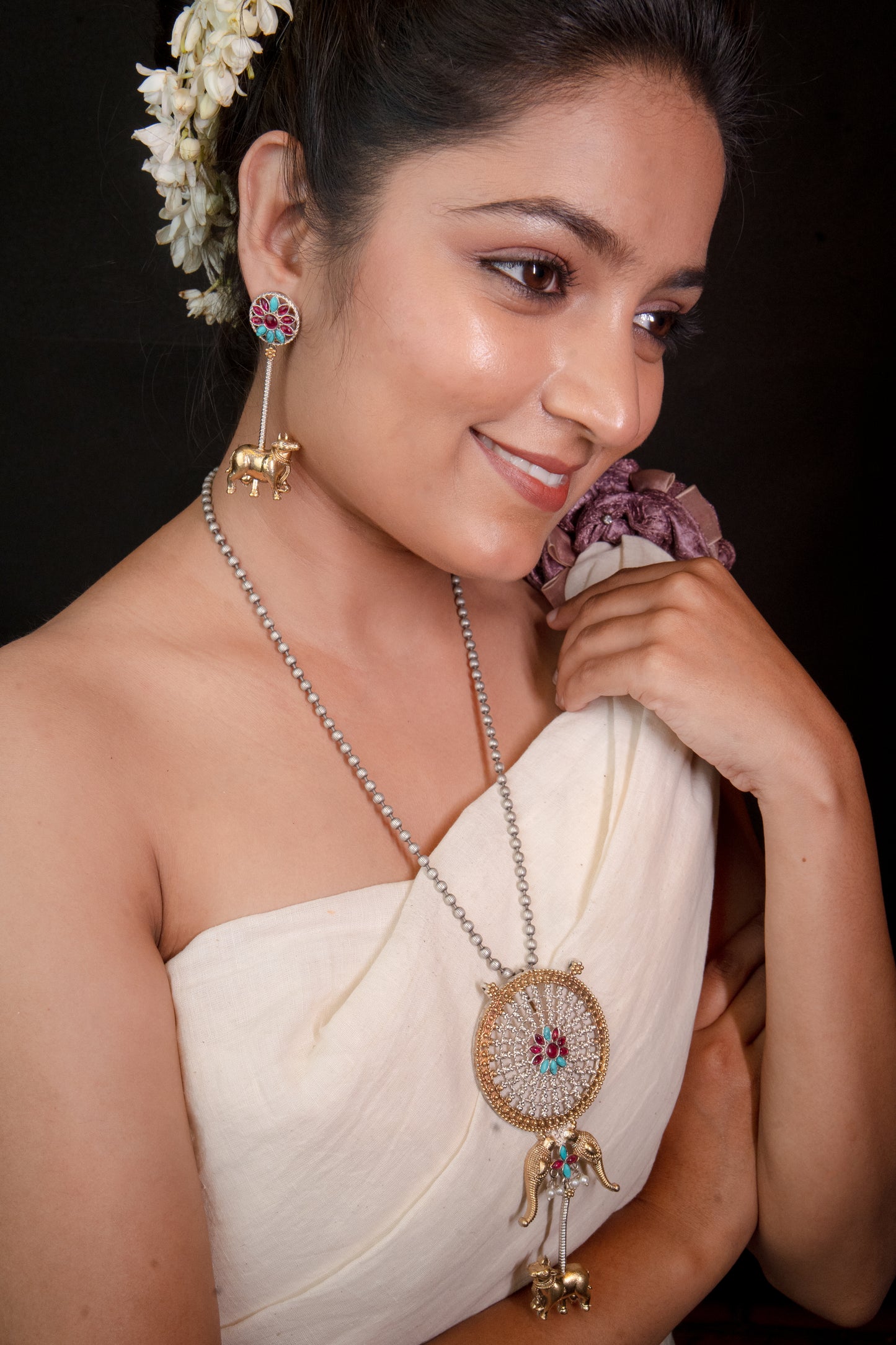 Luminous Horizon Necklace Set