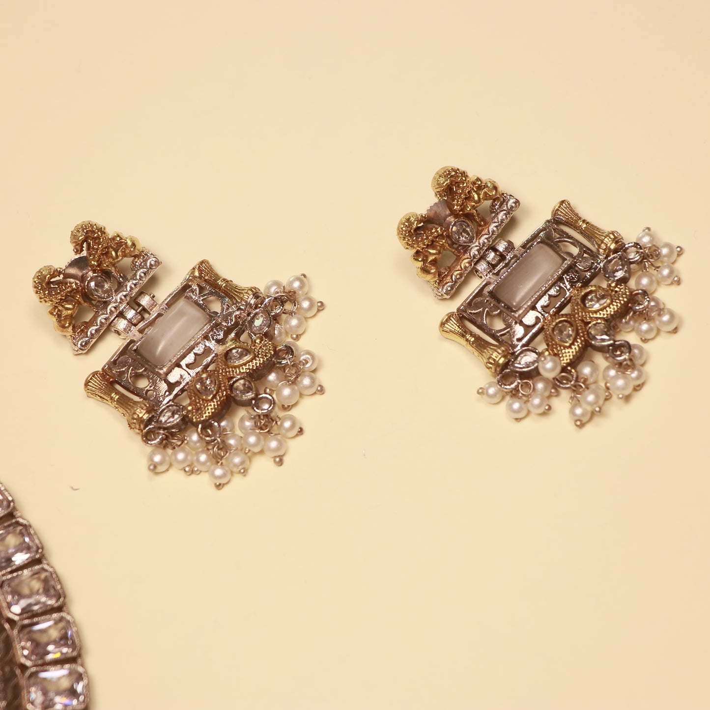 Eternal Grace Necklace Set