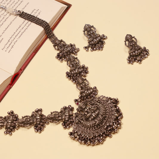Manikarnika Chandralekha Necklace Set