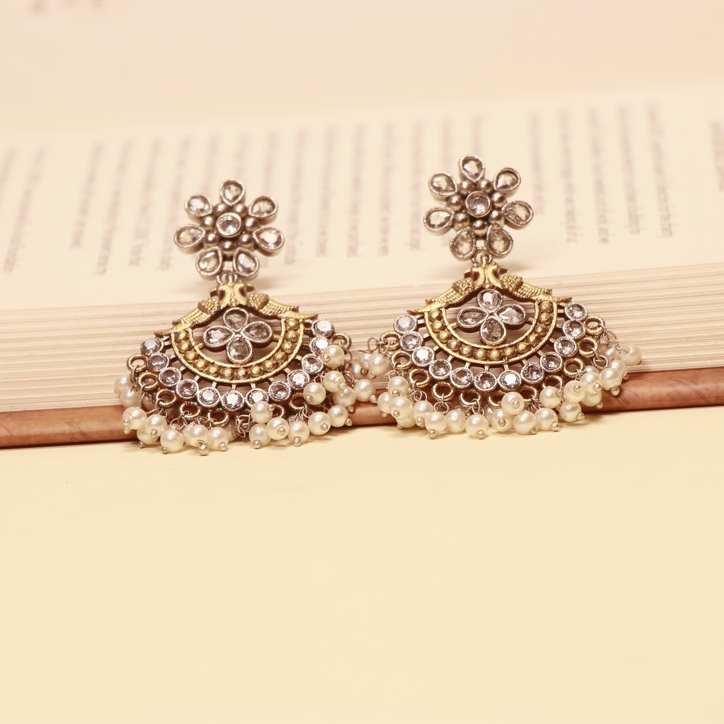 Celestial Radiance White Necklace Set