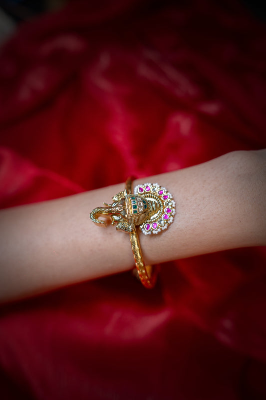 Celestial Radiance Ganesha Bracelet - ELYSIAN GODDESS