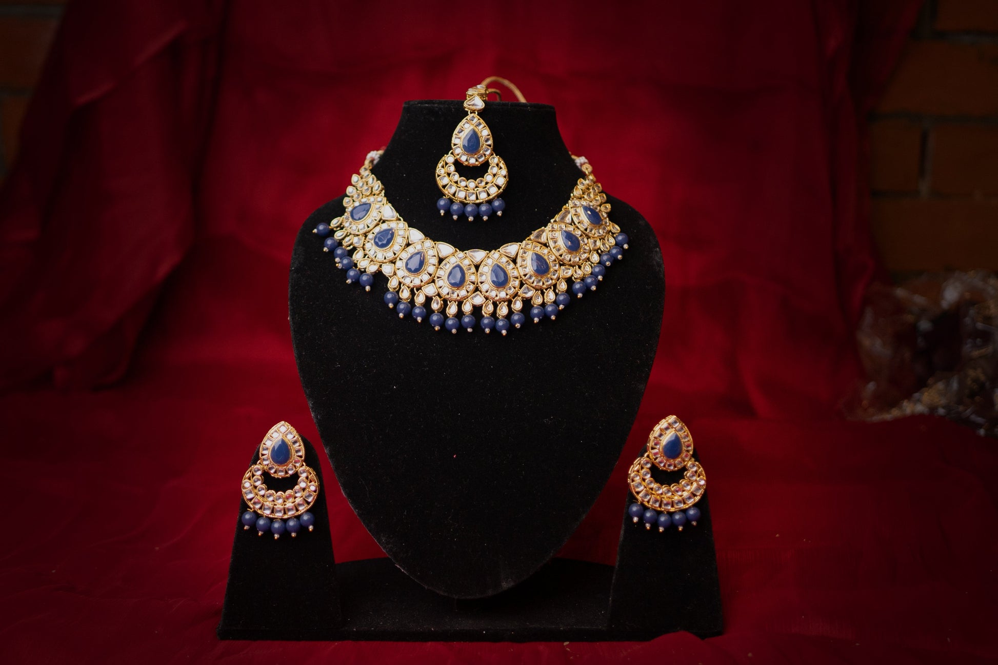 Jahan's Whisper Blue Kundan Necklace Set - ELYSIAN GODDESS