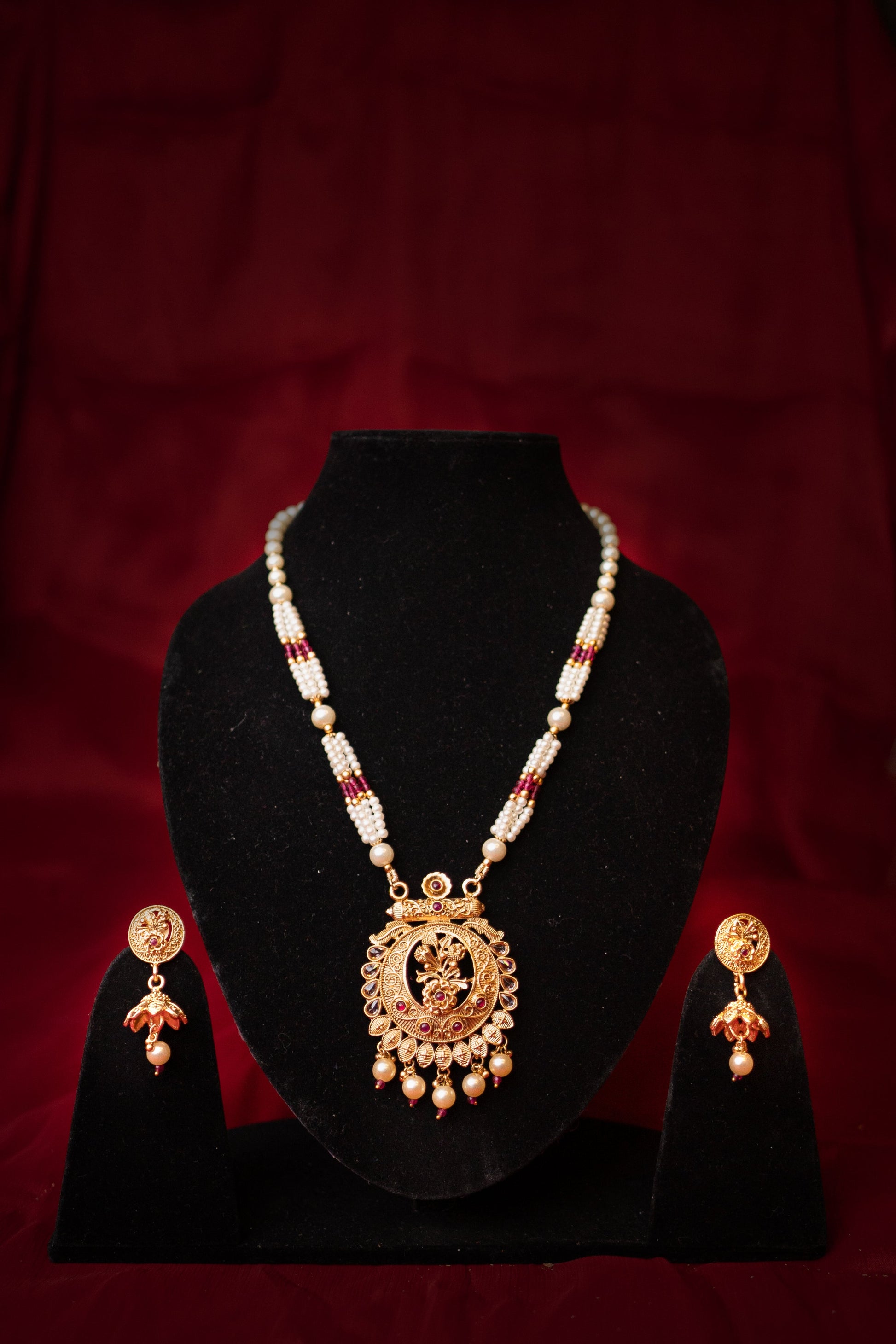 Padmavati's Radiance Necklace Set - ELYSIAN GODDESS