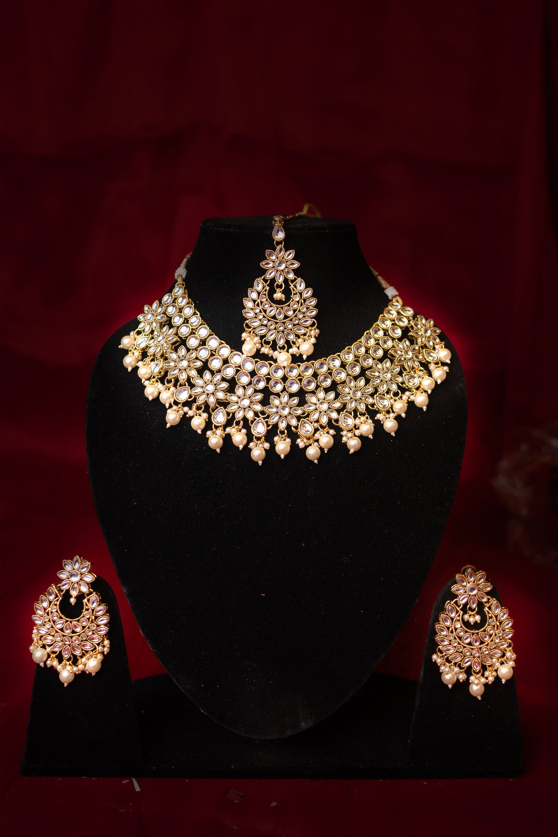 Radiant Noor Kundan Necklace Set - ELYSIAN GODDESS