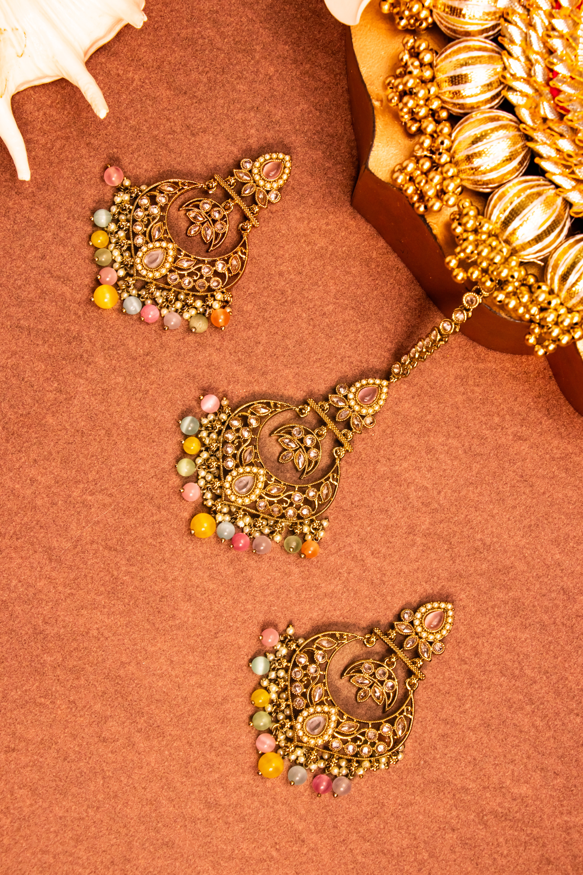 Heer-e-Husn Mangtika Set