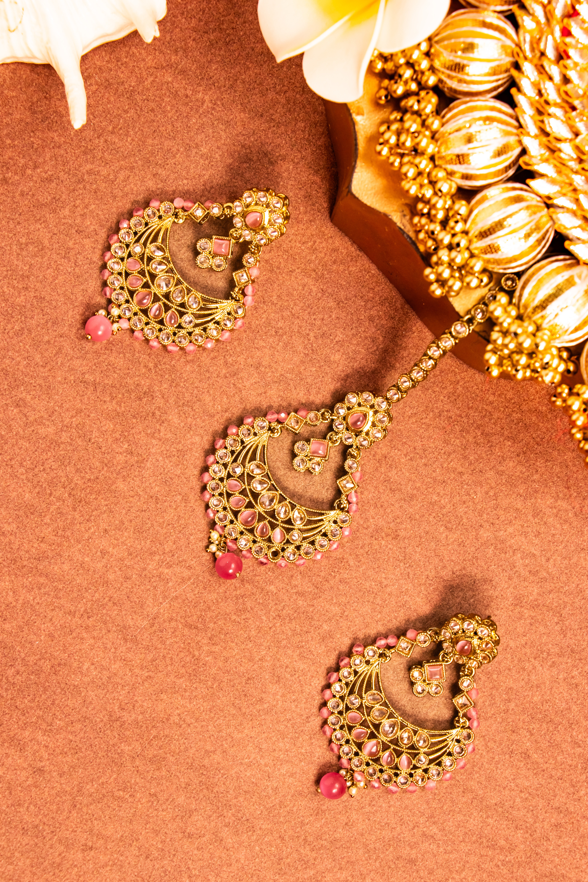 Pearl Blossom Mangtika Set