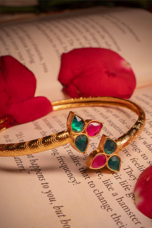 Mystic Green Padmavati Kundan Bracelet