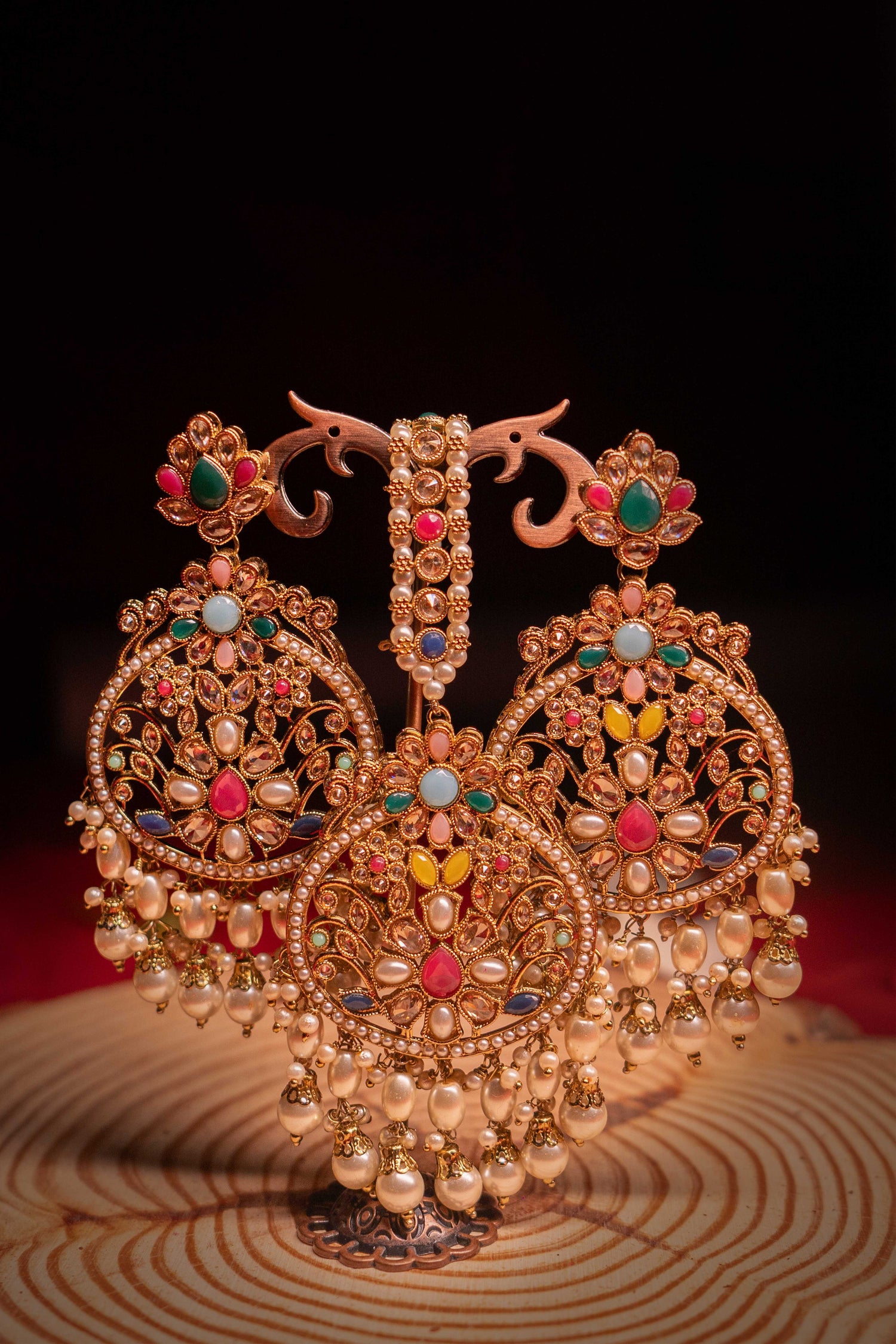 Mangtika with Earrings