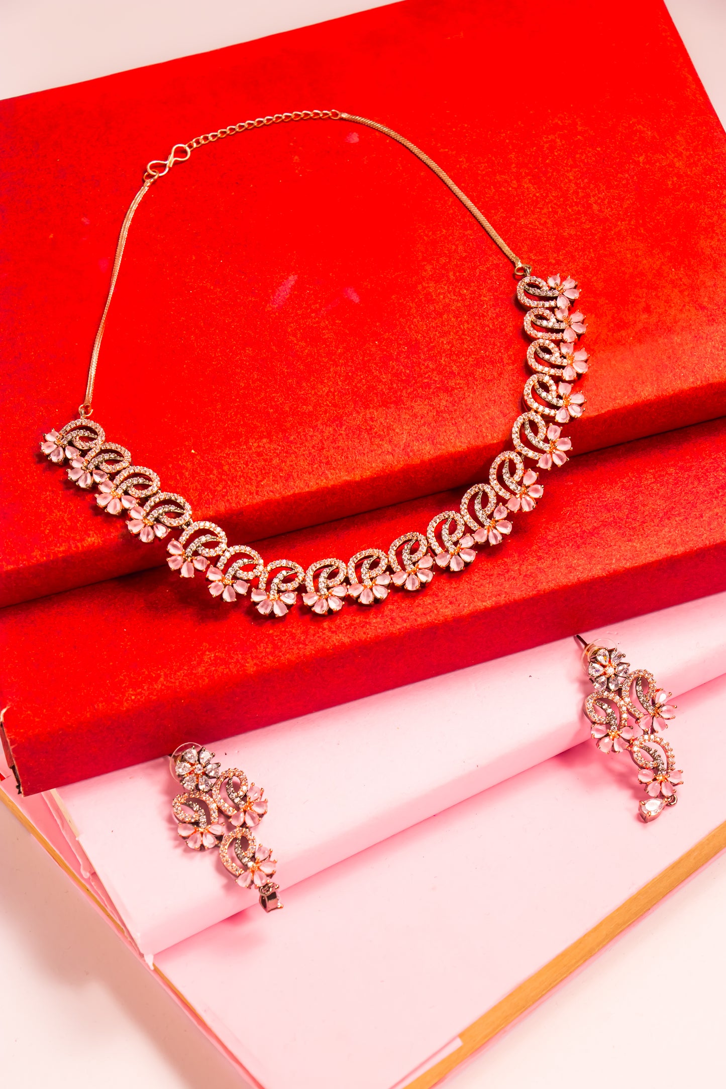 Pearl of Olympus Necklace Set