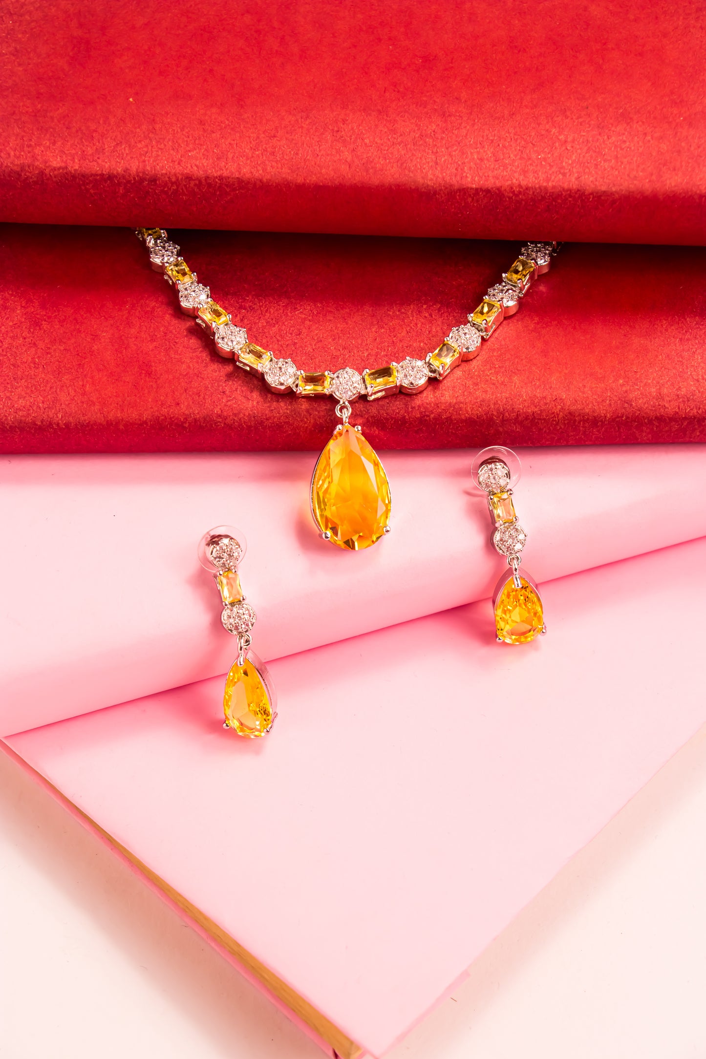 Athena’s Grace Necklace Set