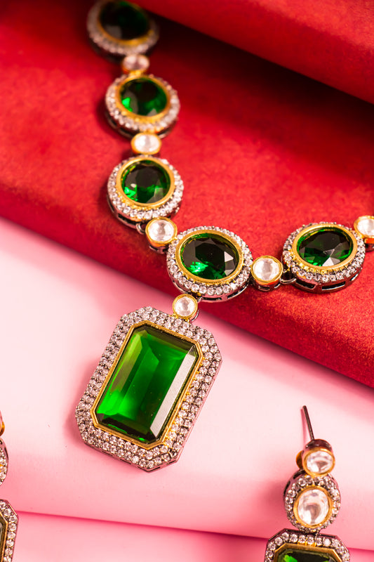 Diana's Emerald Dusky Necklace Set