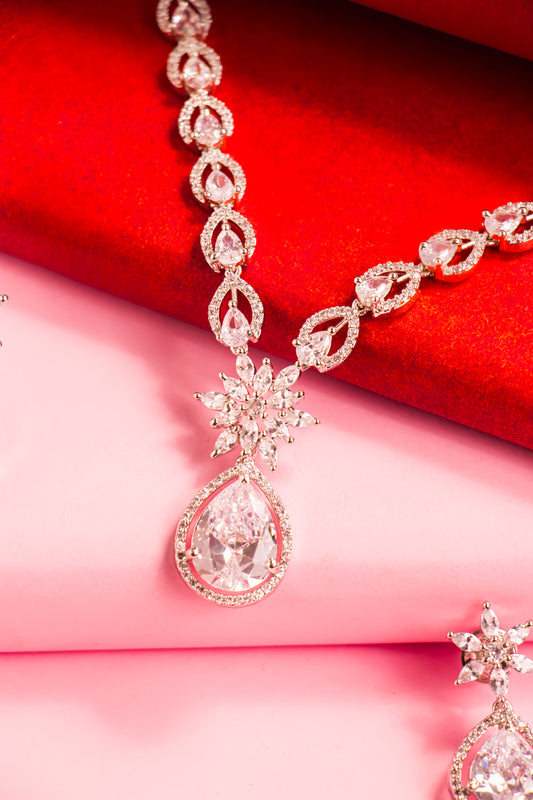 Elizabeth's Grace Necklace Set