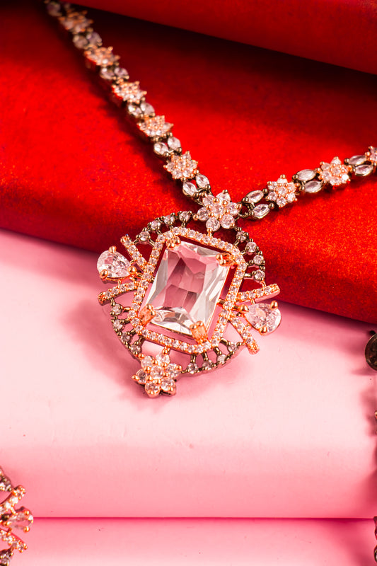 Athena’s Venus Necklace Set