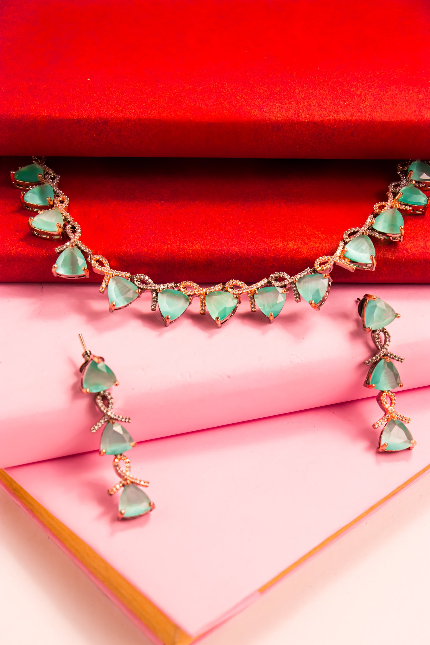 Midnight Dusk Necklace Set