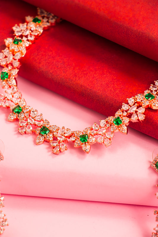 Emerald Throne Necklace Set