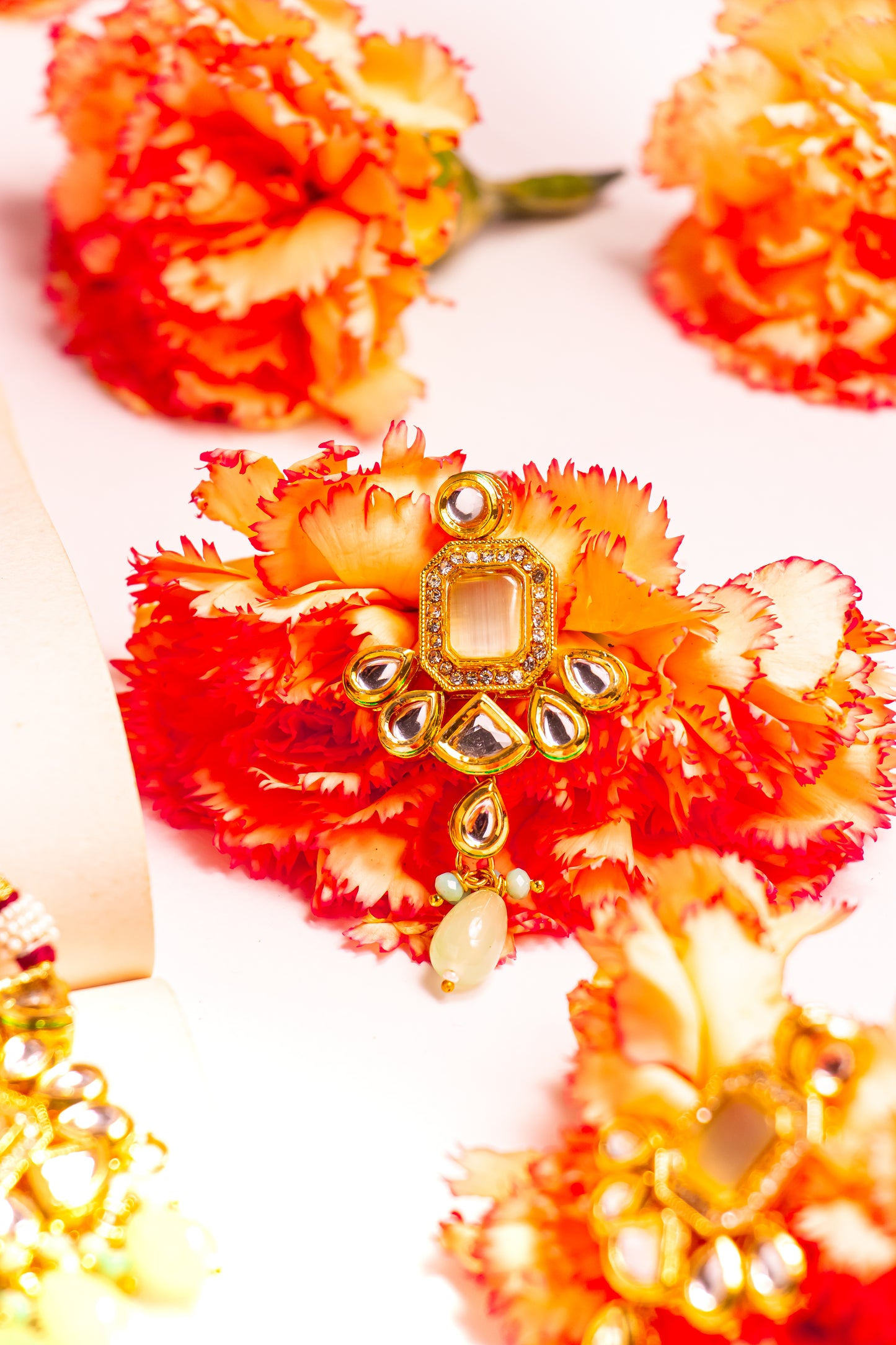 Jahan's Opulence Kundan Necklace Set