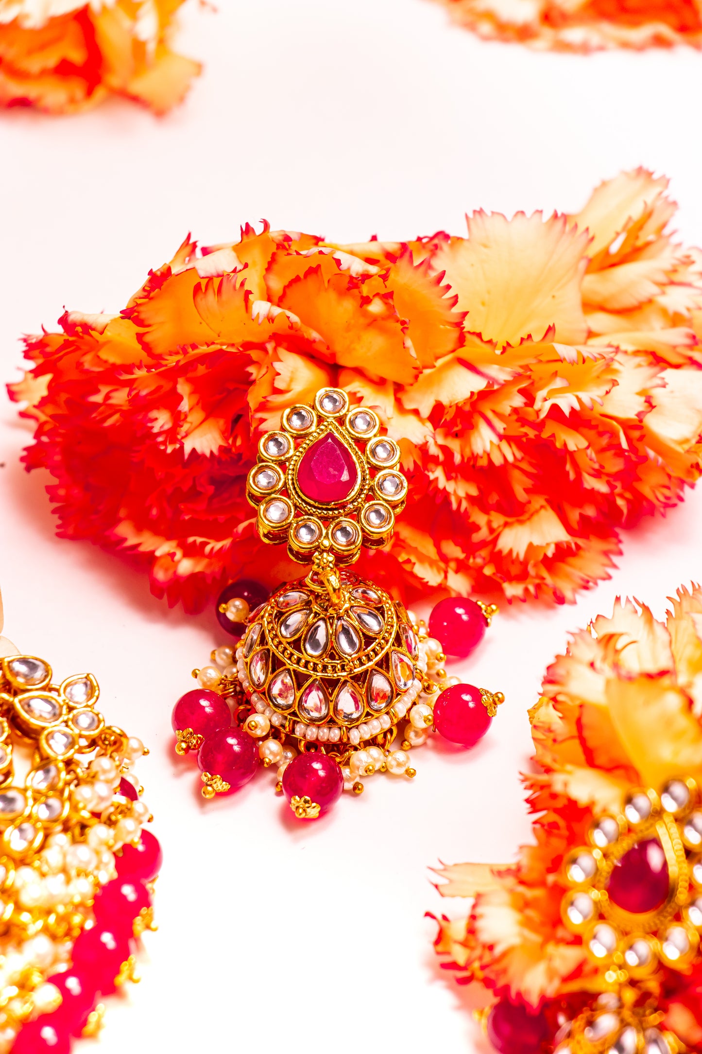 Noor's Serenity Red Kundan Necklace Set