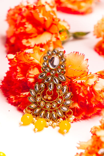 Noor's Journey  Yellow Kundan Necklace Set