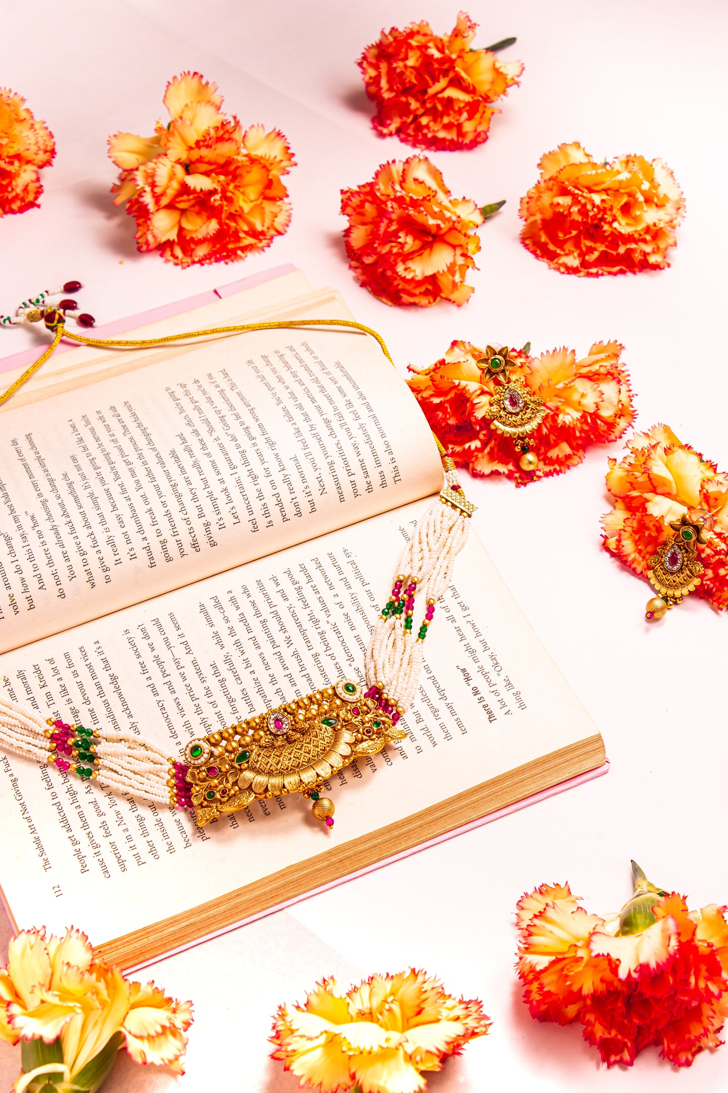 Lotus Reflection Choker Necklace Set