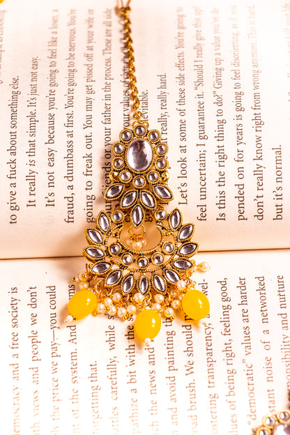 Noor's Journey  Yellow Kundan Necklace Set