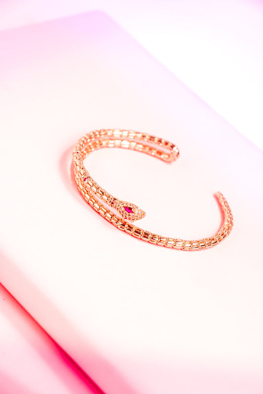 Empress’s Pearl Bracelet